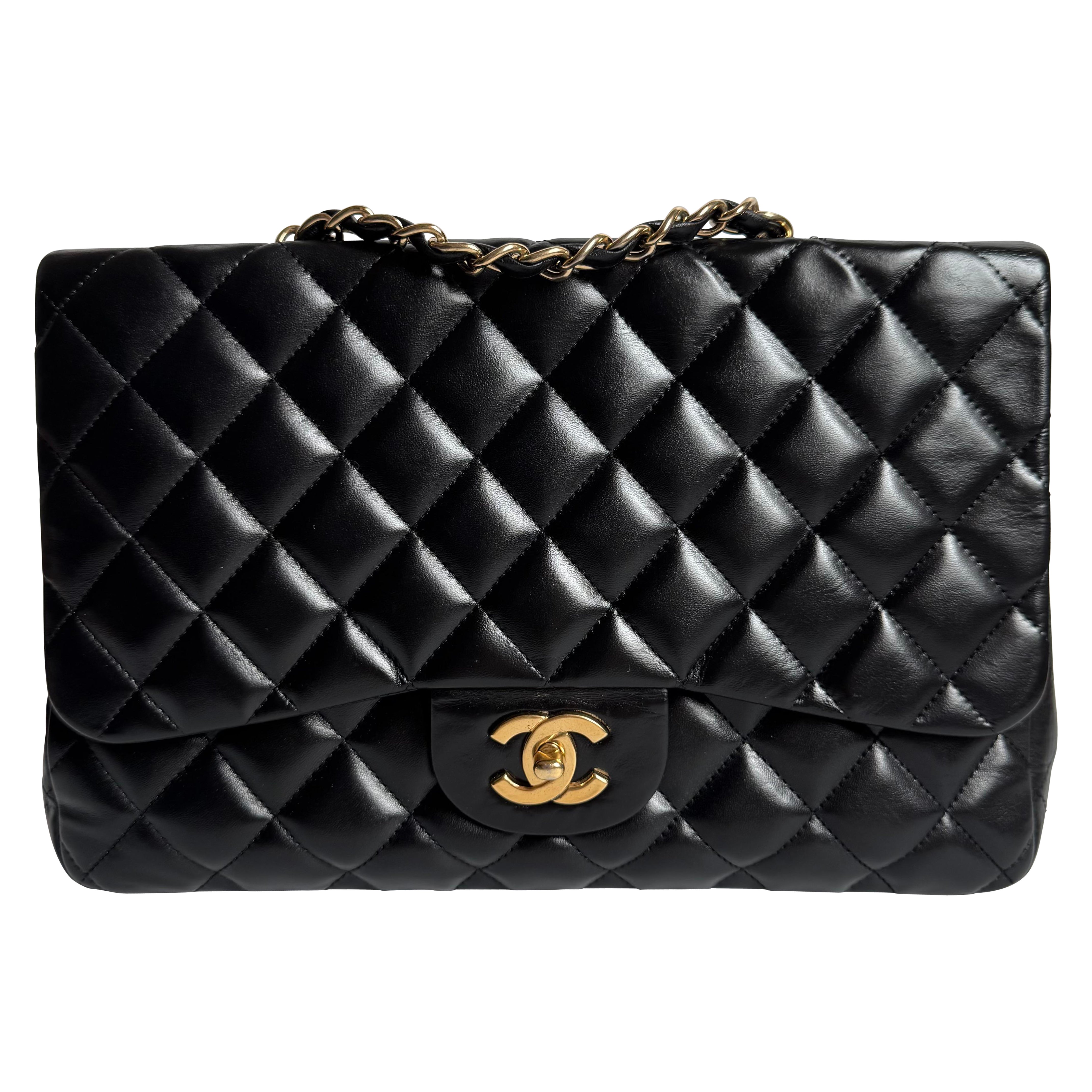 Chanel Classic Flap Jumbo Schwarzes Lammfell Leder Einzelne Klappe Gold Hardware 2009