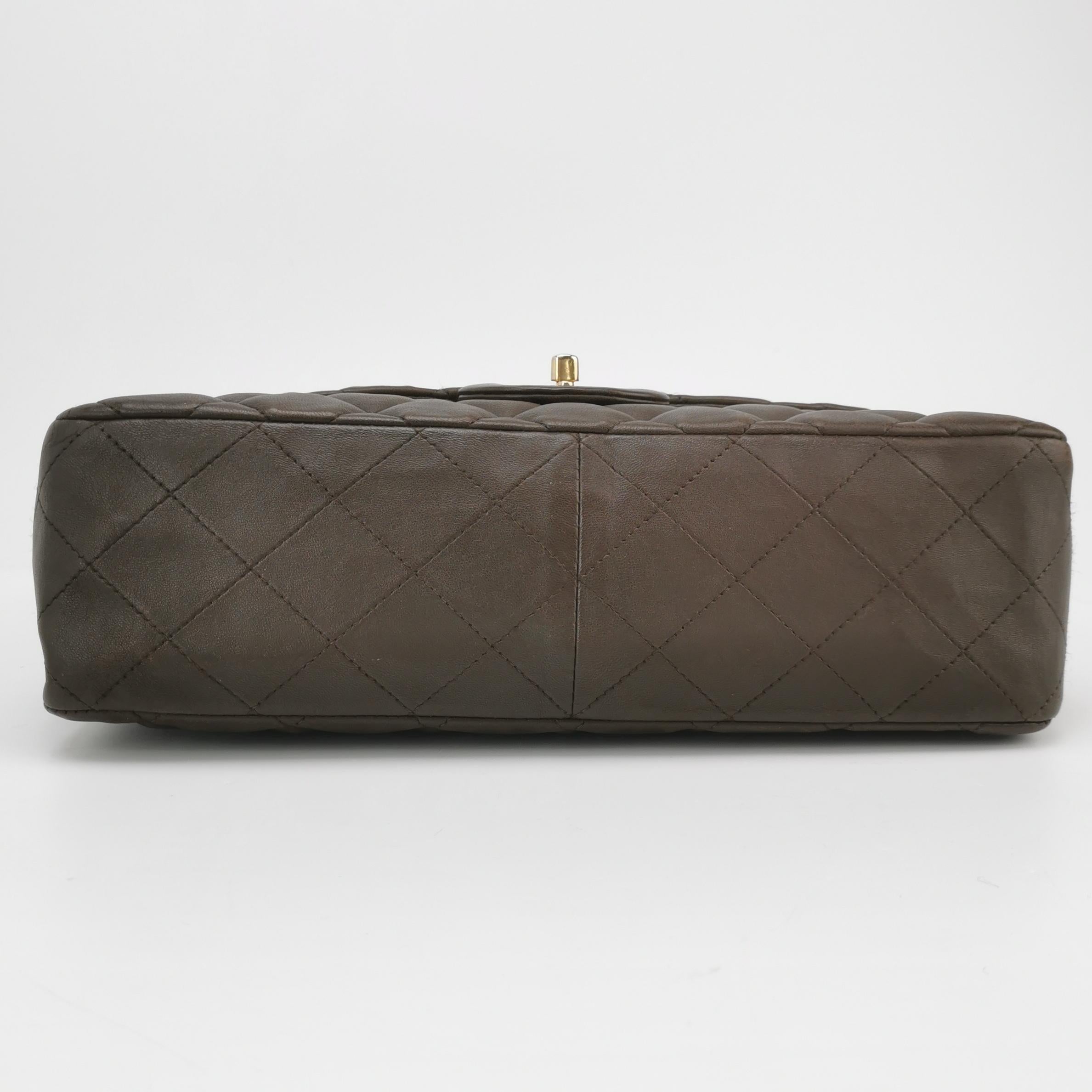 Chanel Classic Flap Jumbo Brown Lambskin Leather Single Flap Silver Hardware en vente 3