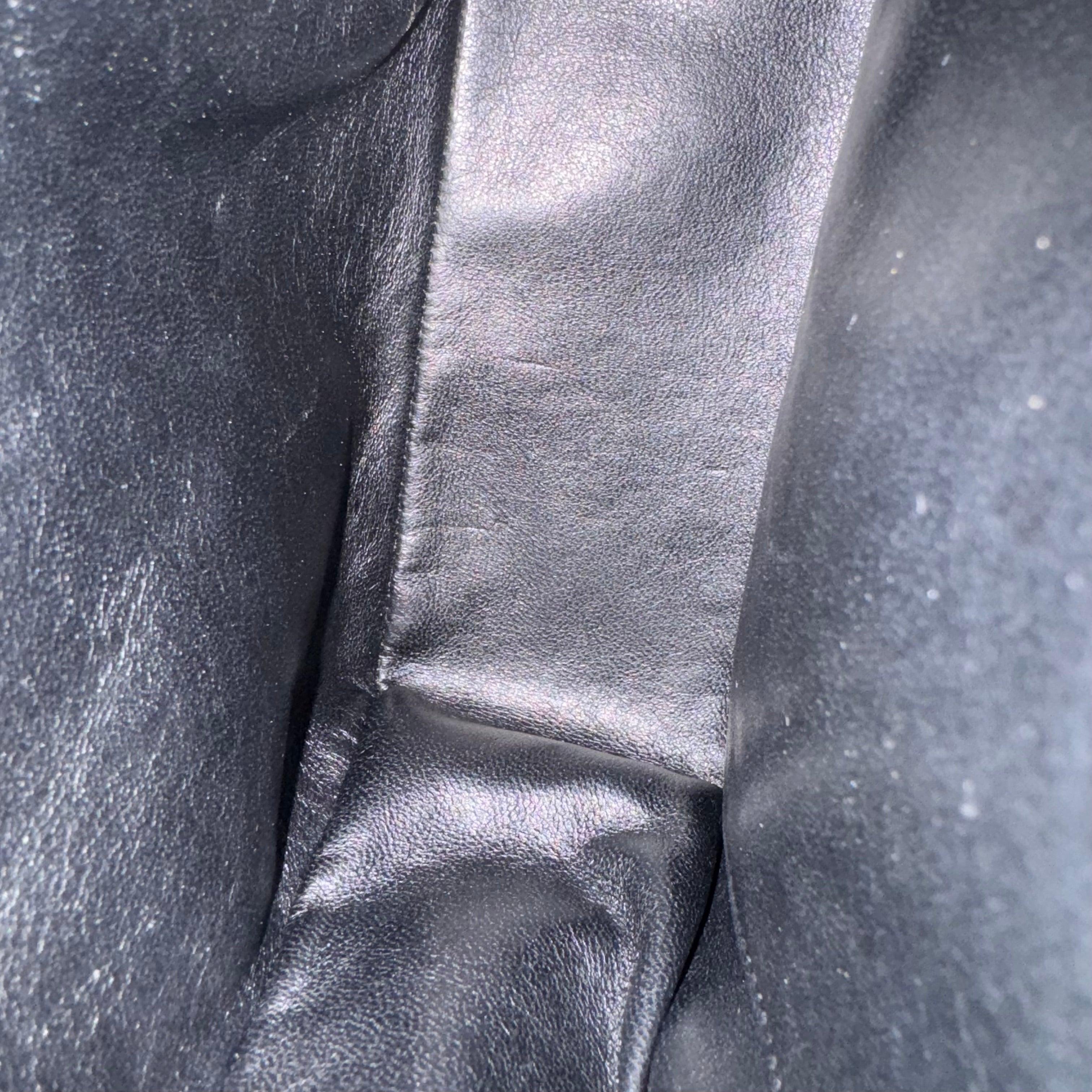 Chanel Classic Leather Jumbo Caviar Leather Single Flap Silver Hardware 2006-08 en vente 14