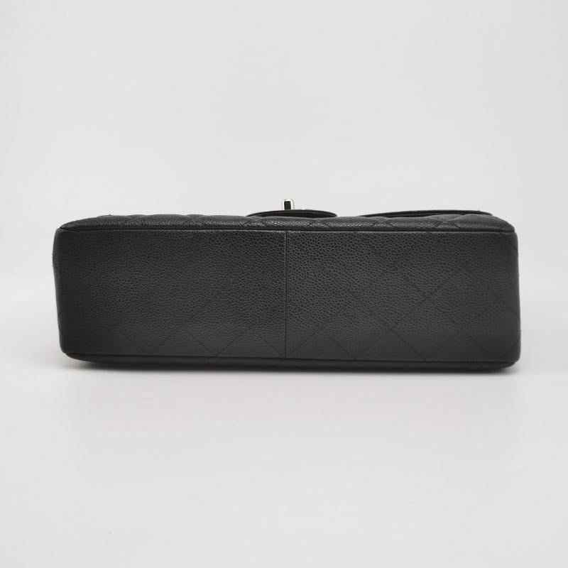 Chanel Classic Leather Jumbo Caviar Leather Single Flap Silver Hardware 2006-08 en vente 1