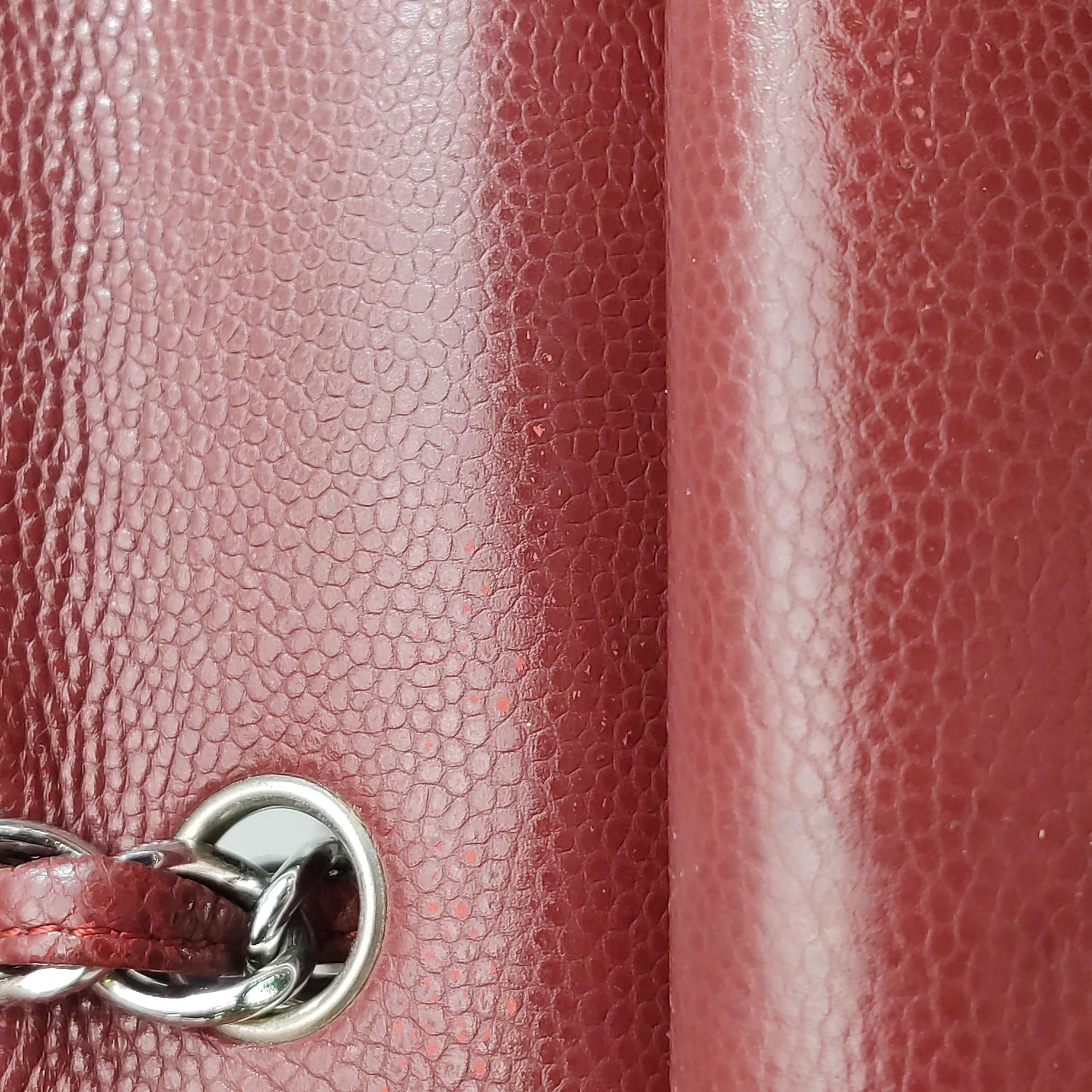 Chanel Classic Flap Jumbo Dark Red Caviar Leather Double Flap Silver Hardware en vente 3