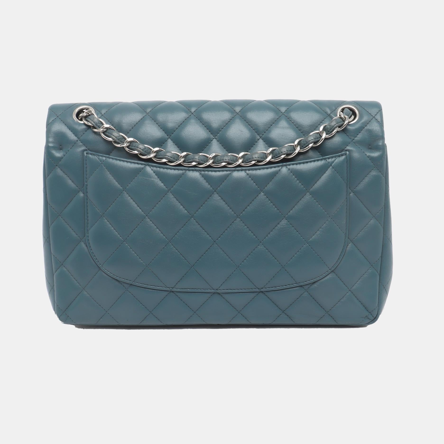 Chanel Classic Flap Jumbo Large Blue Lambskin Leather, 2012-2013 In Excellent Condition In AUBERVILLIERS, FR