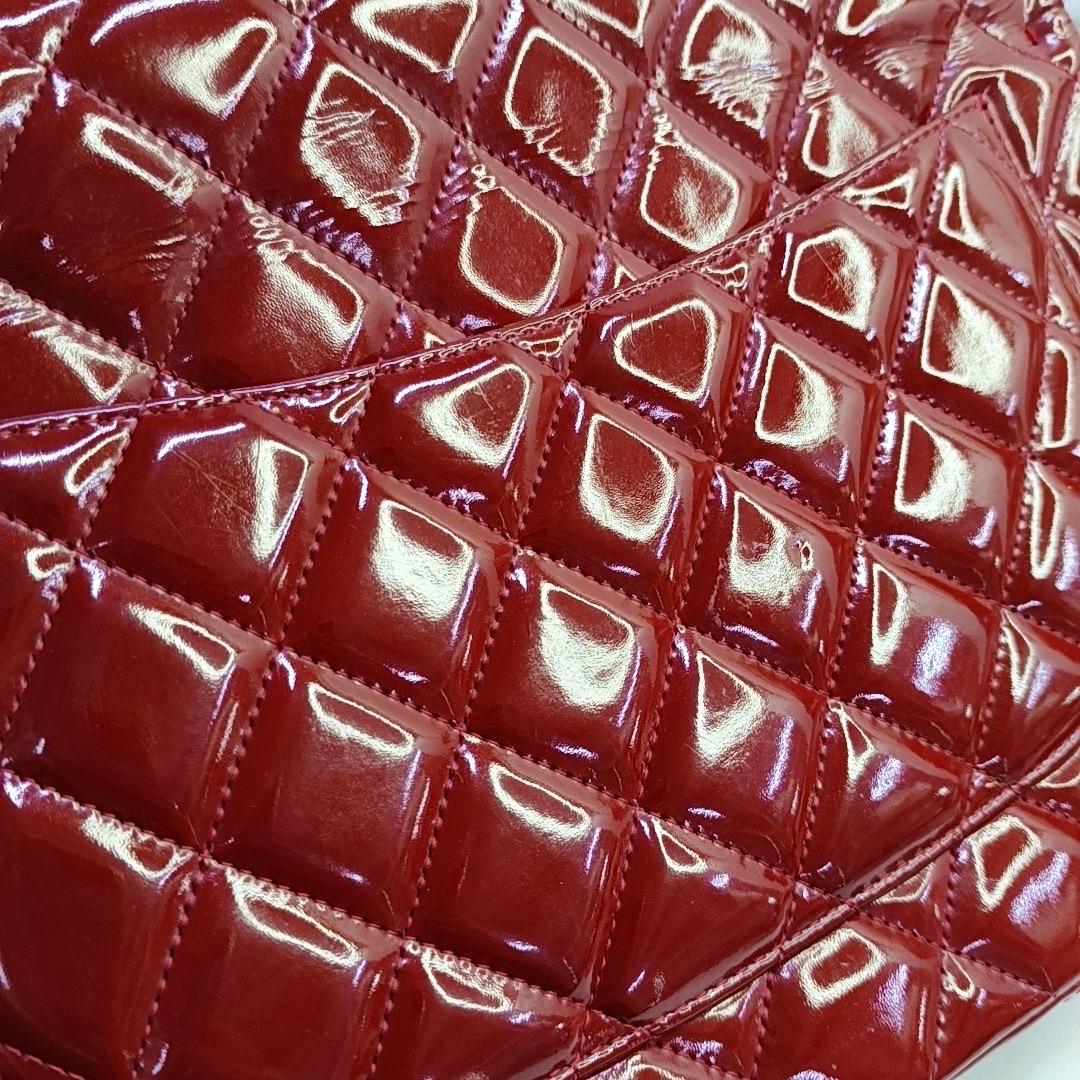 Chanel Classic Flap Jumbo Rotes Lackleder Doppelklappe Silberne Hardware im Angebot 8