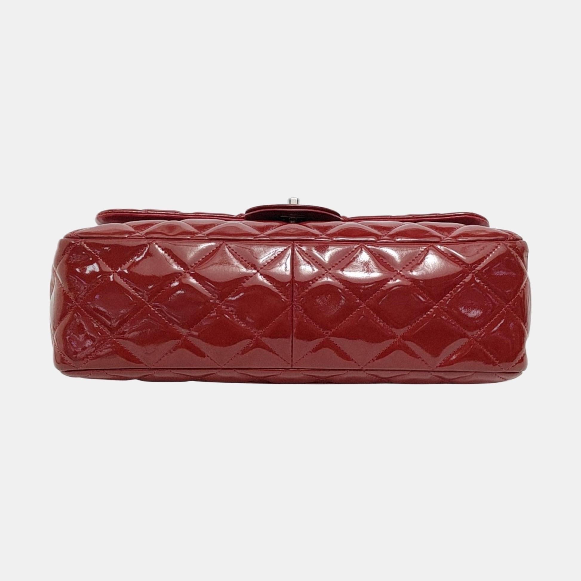Chanel Classic Flap Jumbo Rotes Lackleder Doppelklappe Silberne Hardware (Braun) im Angebot