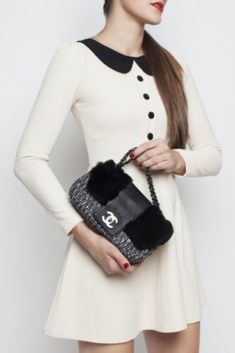 Chanel Black Tweed/Lizard Skin with Fur Trim Flap Shoulder Bag Chanel