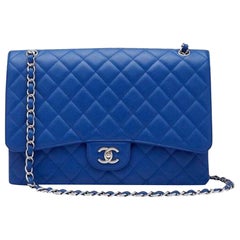 Chanel 2009 XL Classic Flap Limited Edition Maxi Blau Roi Kaviar Tasche mit klassischer Klappe