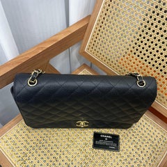 Chanel Classic Flap Maxi 2011, schwarzes Caviar-Leder, doppelte Klappe, goldene Beschläge