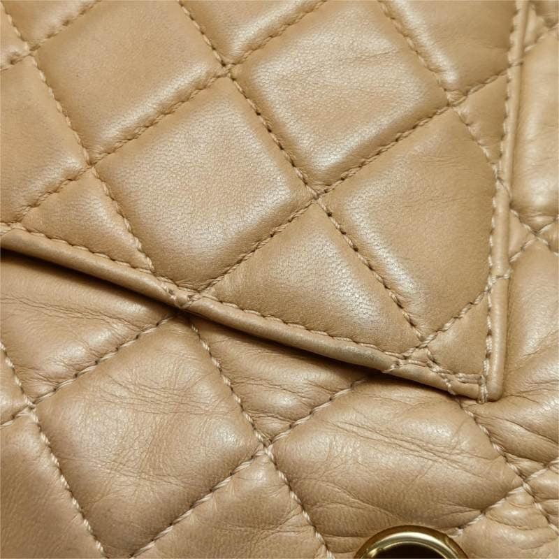 Chanel Classic Flap Maxi Beige Latte Lambskin Leather Giant Gold-tone CC Logo 9