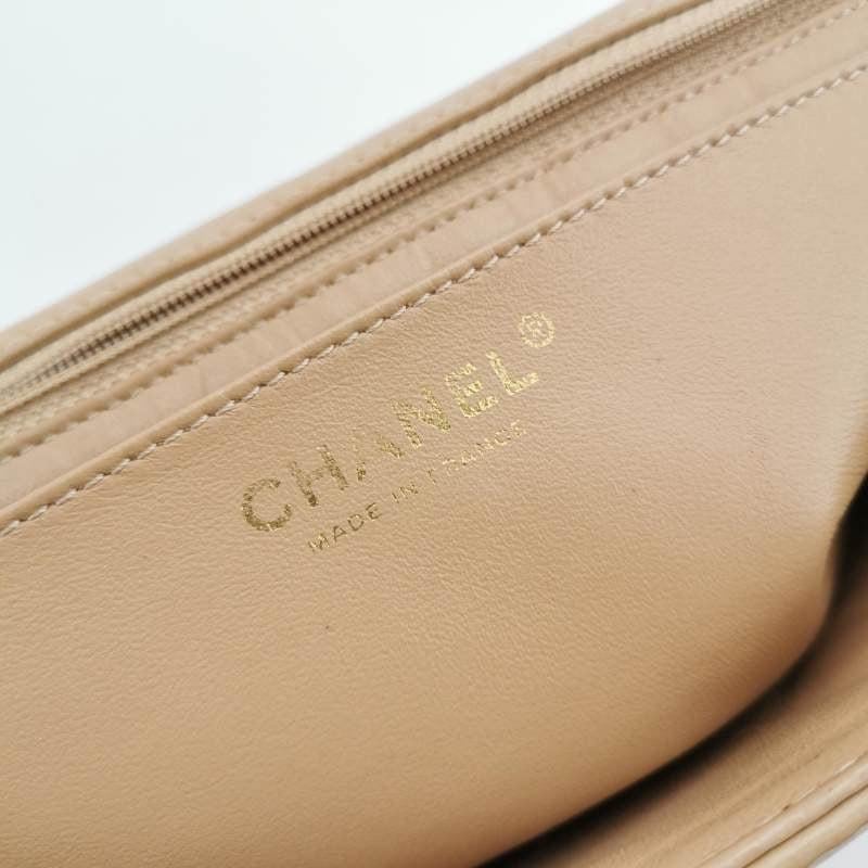 Chanel Classic Flap Maxi Beige Latte Lambskin Leather Giant Gold-tone CC Logo 3