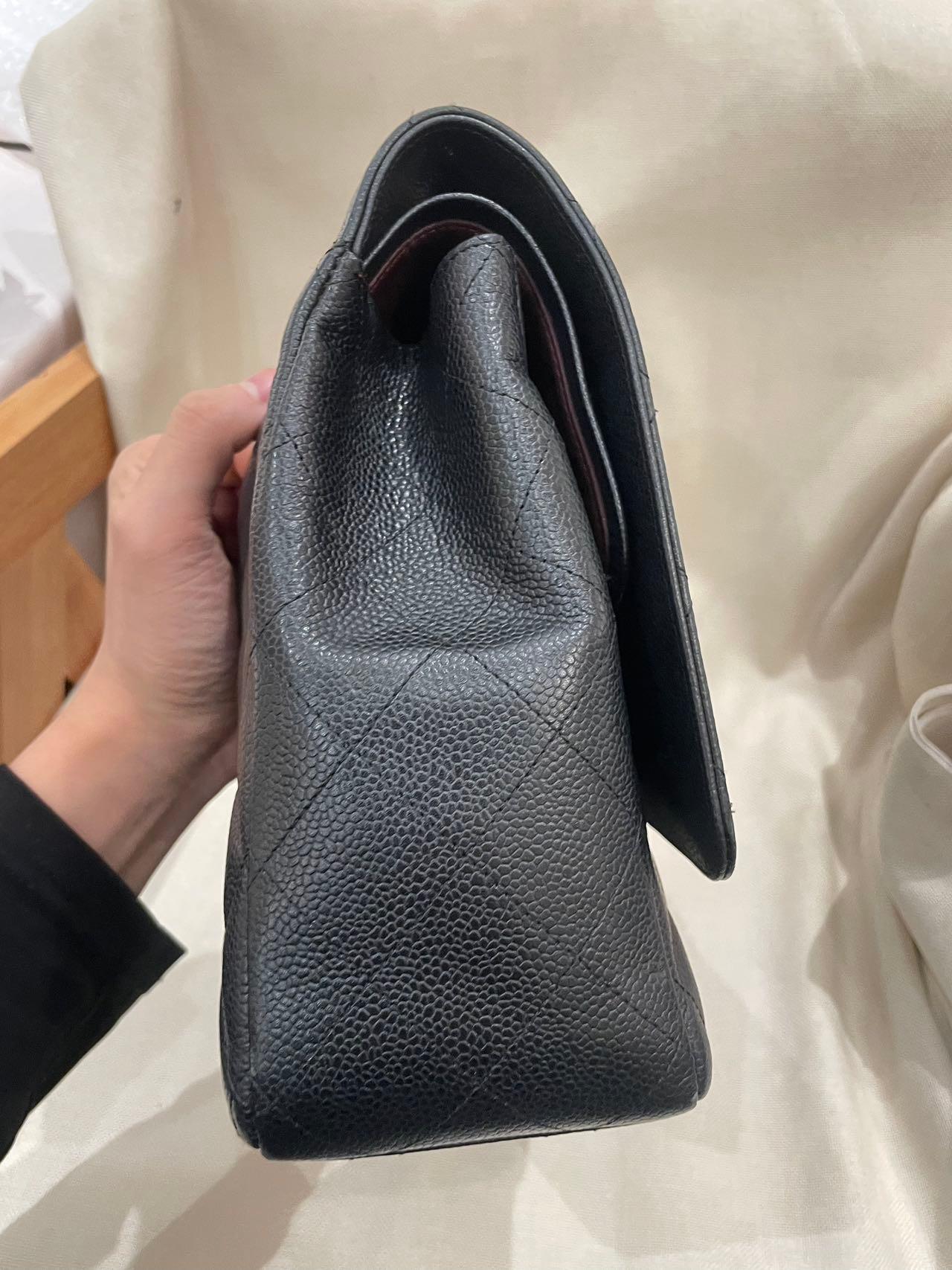 Chanel Classic Flap Maxi Black Caviar Leather Double Flap Sliver Hardware Excellent état - En vente à AUBERVILLIERS, FR