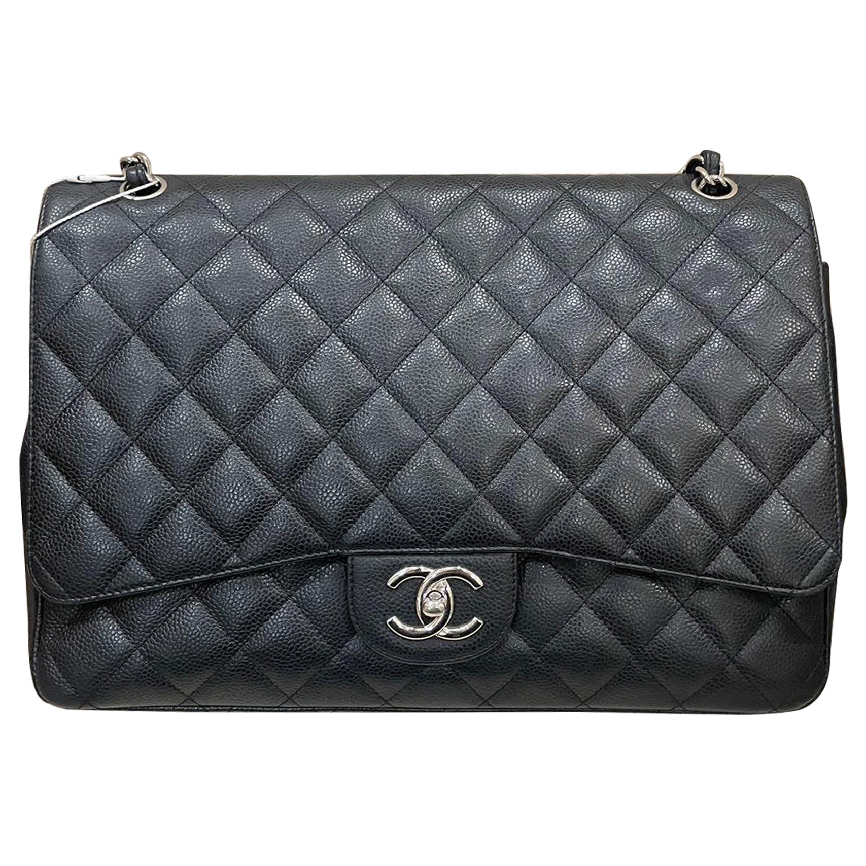 Does the Chanel Mini Flap come in caviar?