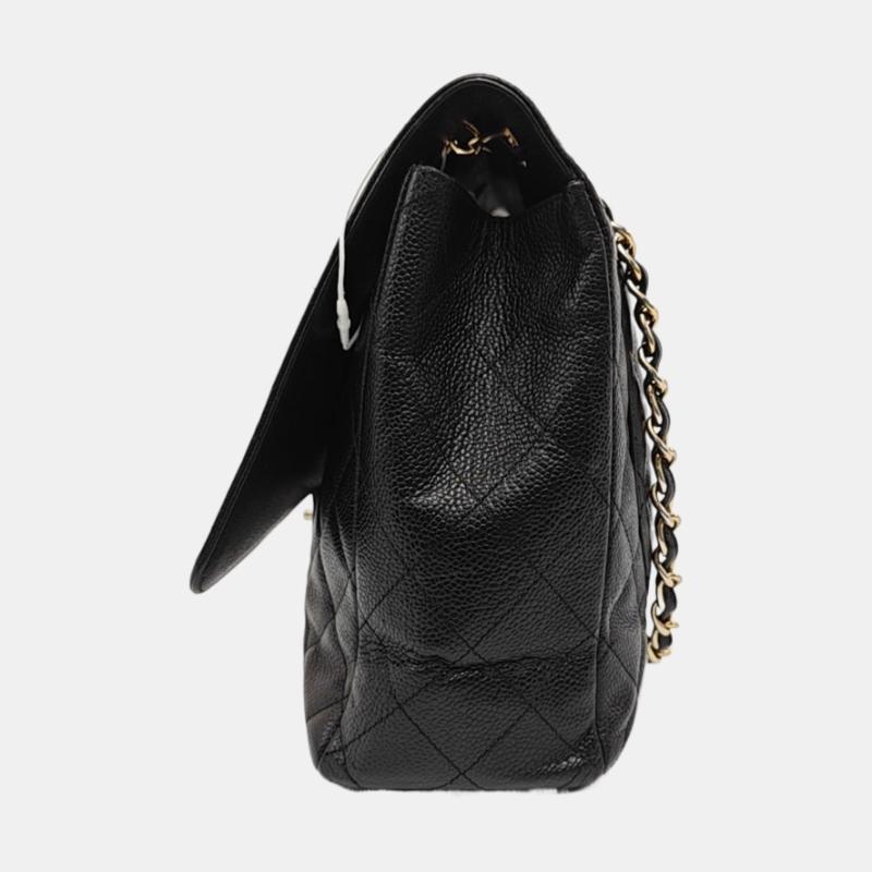 Chanel Classic Flap Maxi Schwarzes Kaviarleder Einzelklappe mit Goldbeschlägen Damen im Angebot