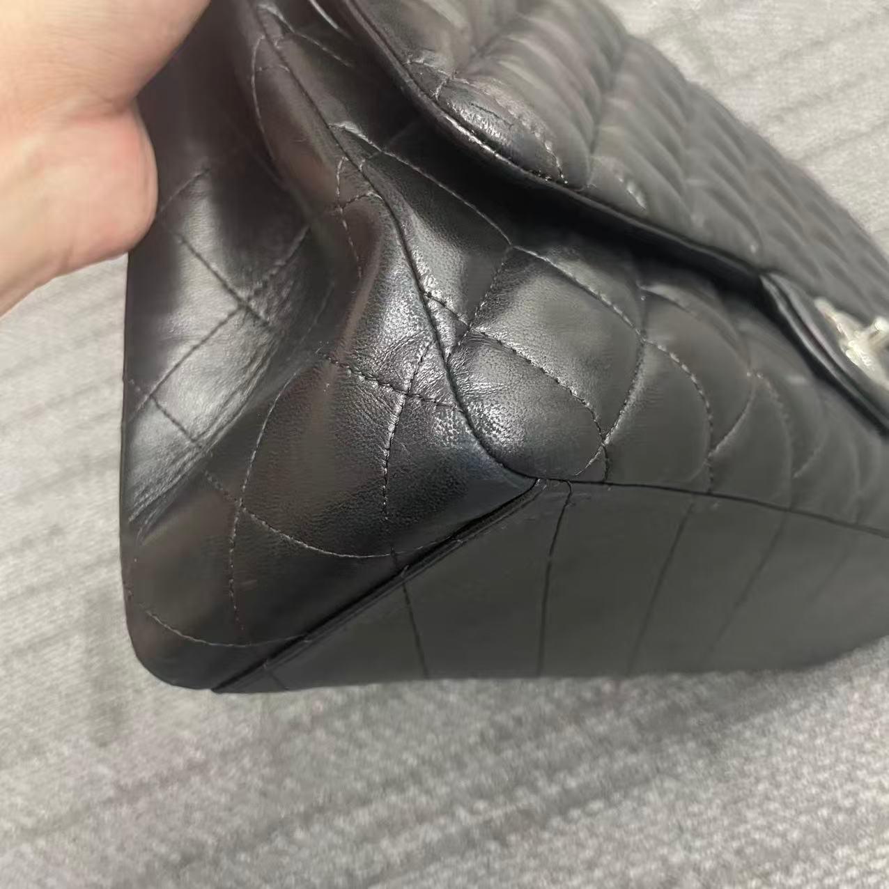 Chanel Classic Leather Double Flap Silver Hardware 2013 en vente 5