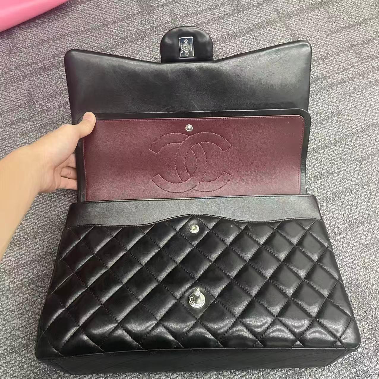 Chanel Classic Leather Double Flap Silver Hardware 2013 en vente 2