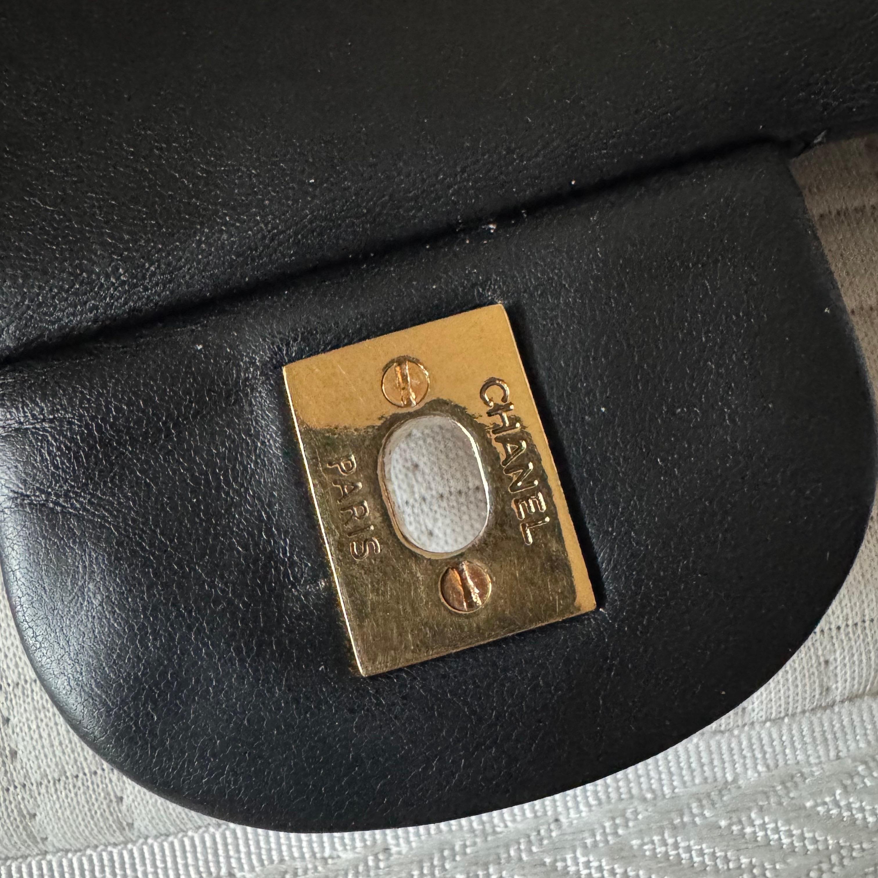 Chanel Classic Flap Maxi Black Lambskin Leather Double Flap with Gold-tone Hardw For Sale 10