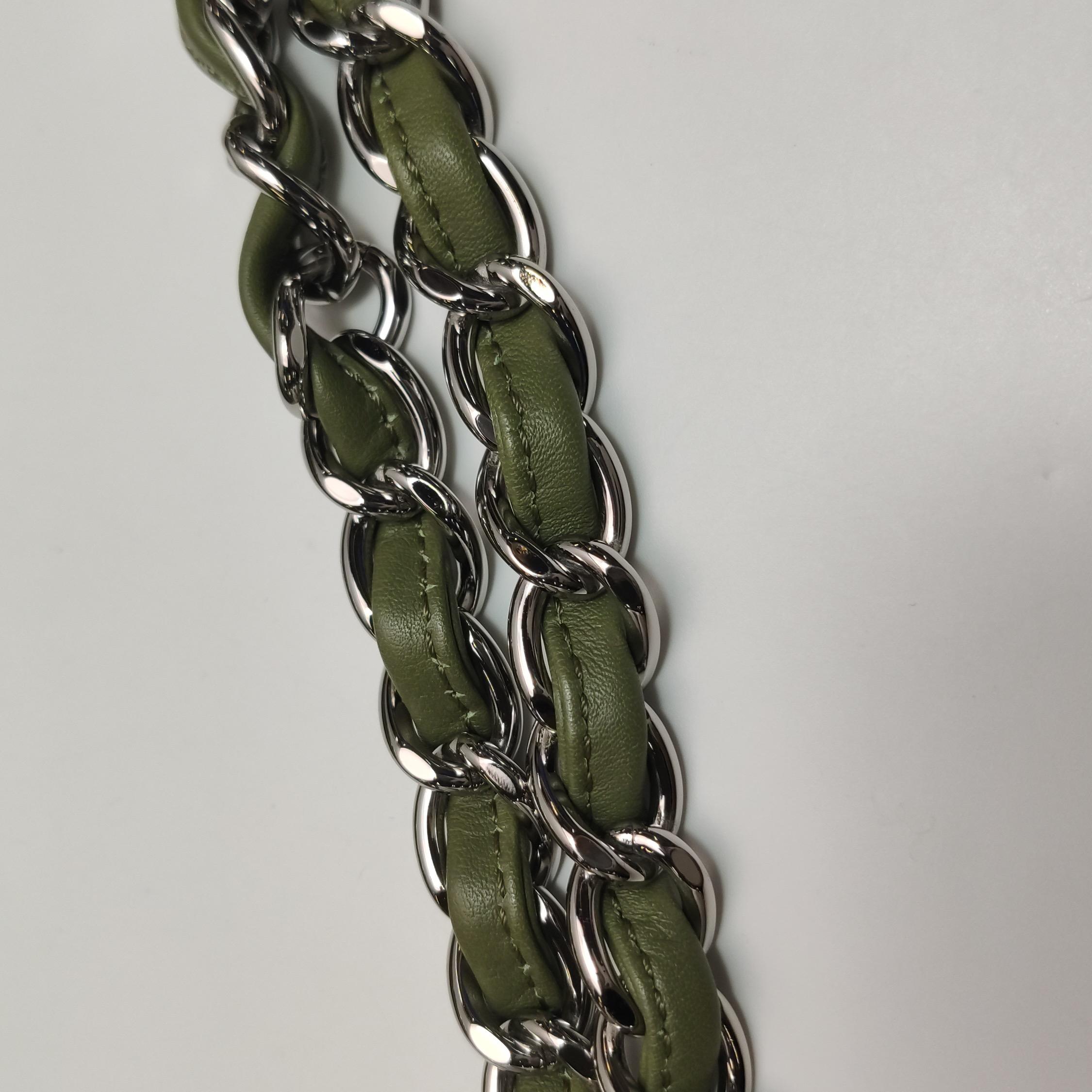 Chanel Classic Flap Maxi Metallic Green Patent Leather Double Flap Sliver HW For Sale 5