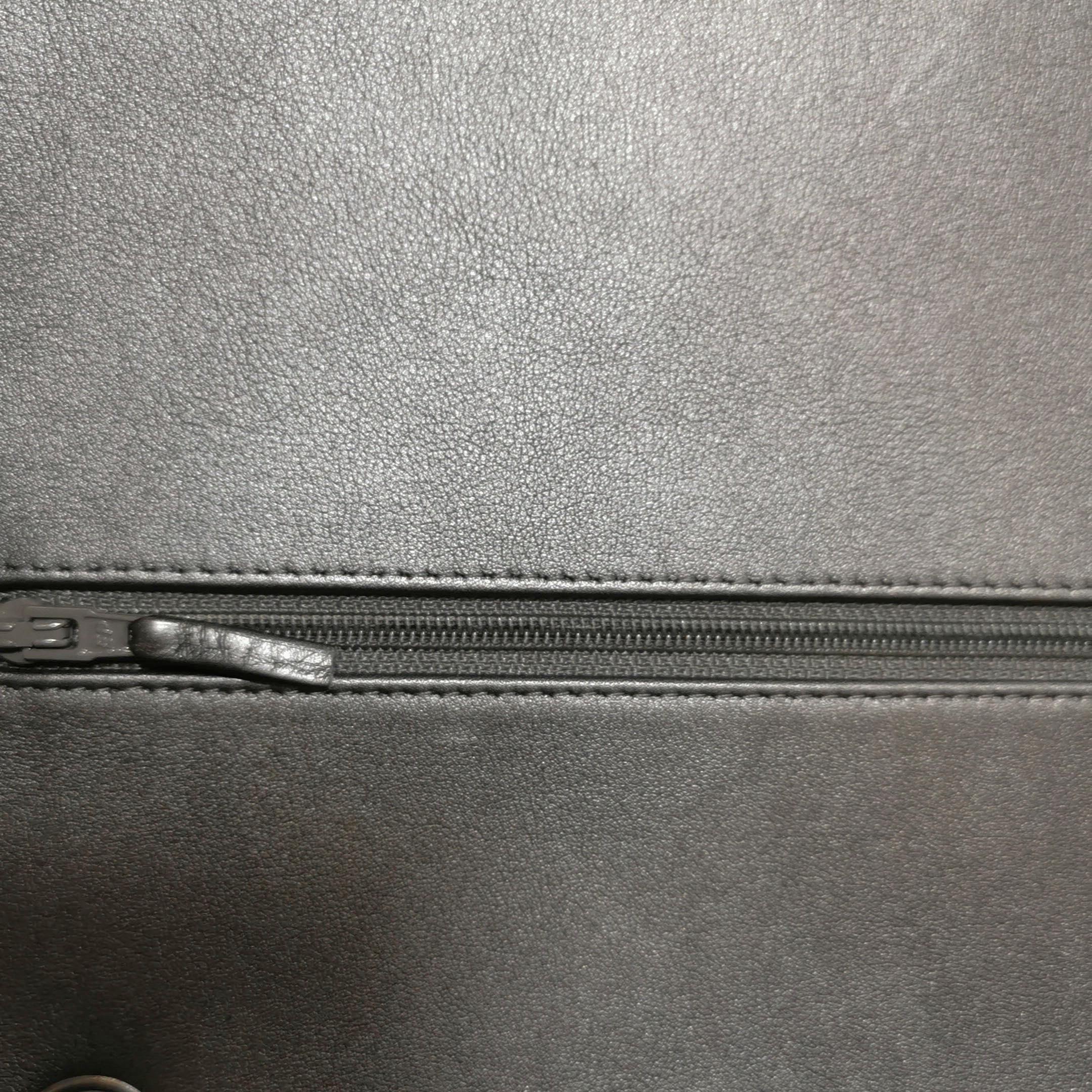 Chanel Classic Flap Maxi Metallic Lambskin Leather Double Flap Sliver Hardware in vendita 10