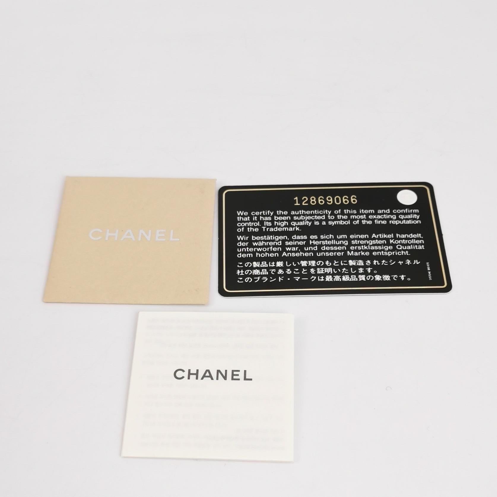 Chanel Classic Flap Maxi Rotes Kaviar-Leder Silberfarbene Hardware Riesiges CC-Logo im Angebot 6