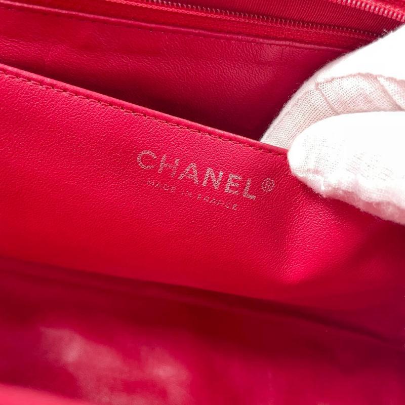 Chanel Classic Flap Maxi Rotes Kaviar-Leder Silberfarbene Hardware Riesiges CC-Logo im Angebot 15