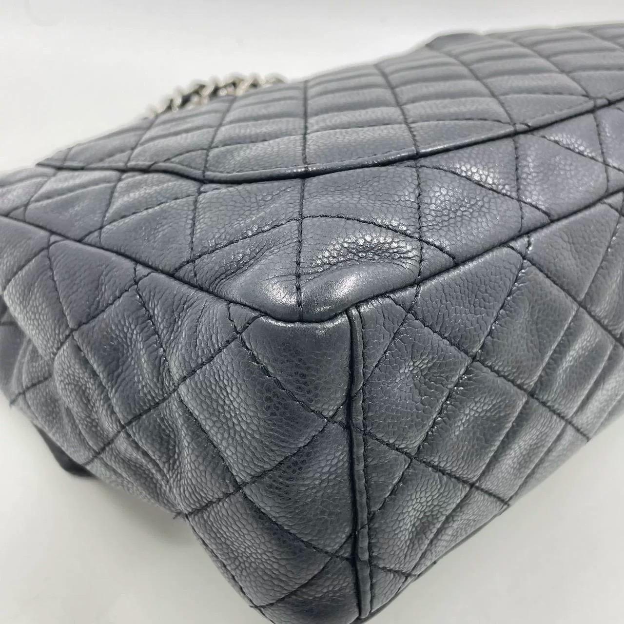 Chanel Classic Flap Maxi Soft Caviar Leather Silver-tone Hardware Giant CC Logo For Sale 14