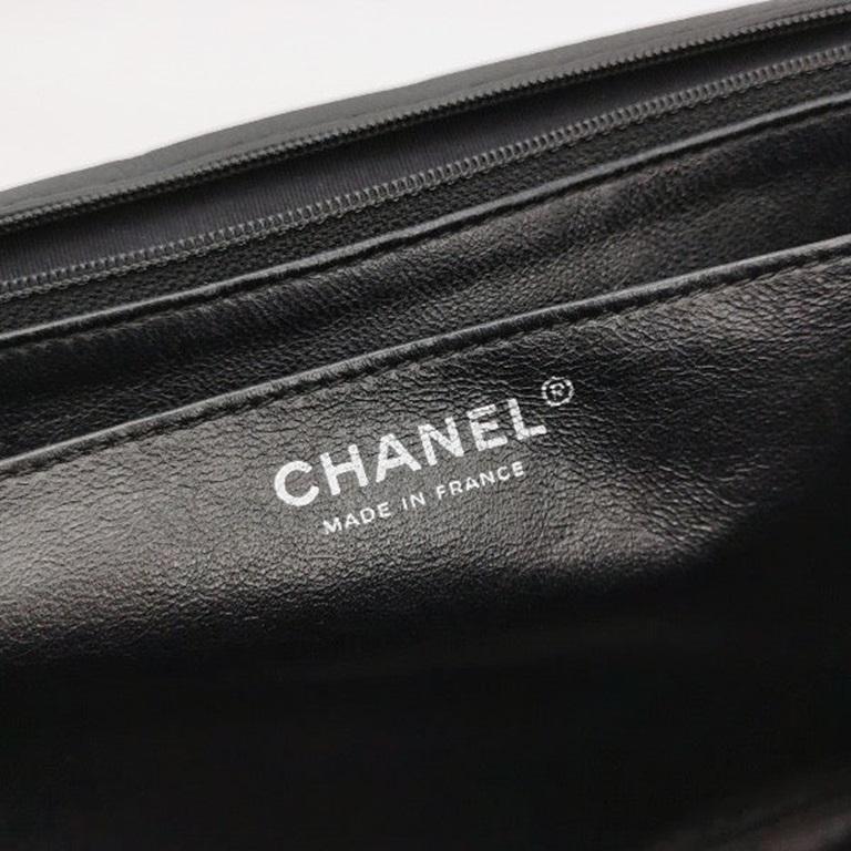 Women's Chanel Classic Flap Maxi Soft Caviar Leather Silver-tone Hardware Giant CC Logo