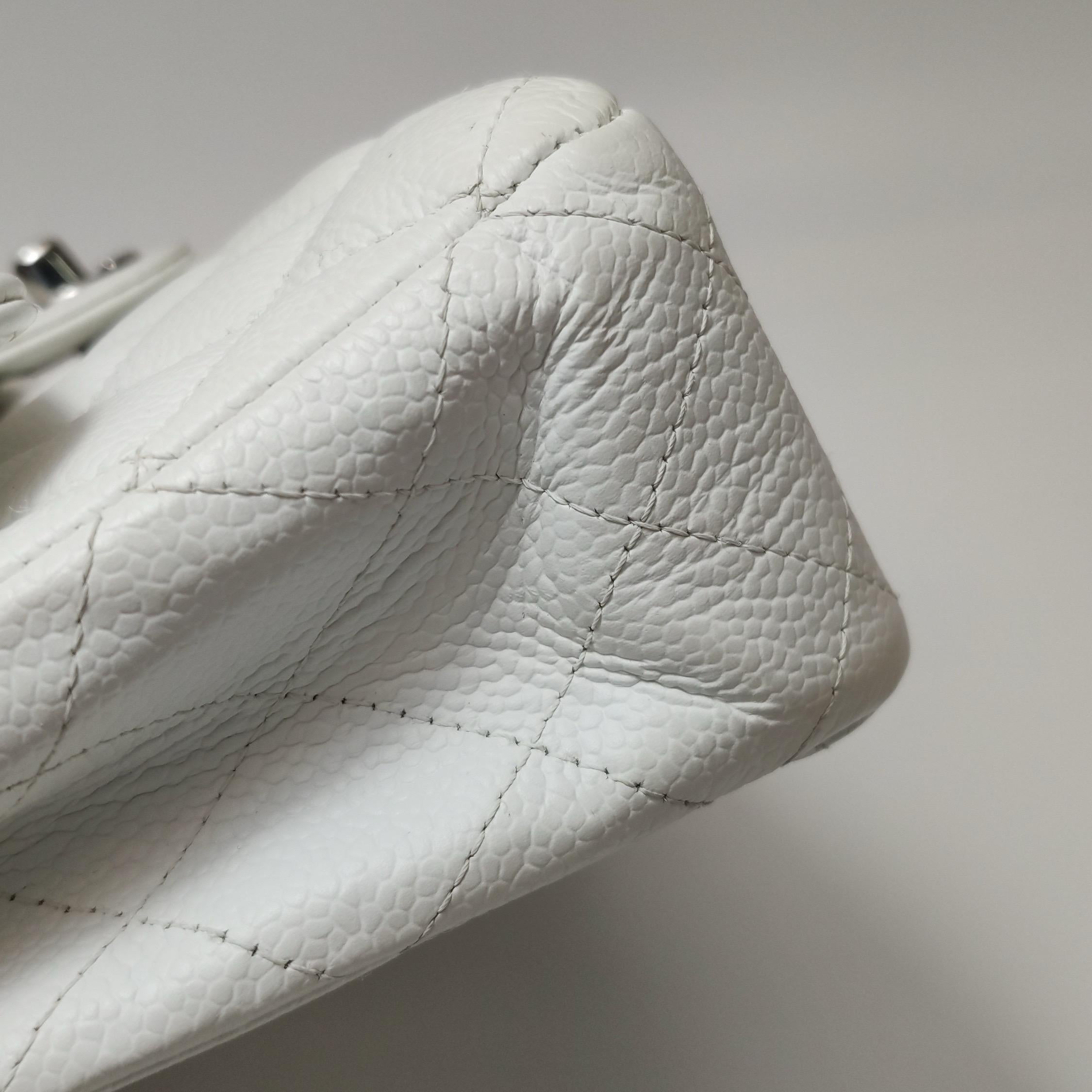 Chanel Classic Flap Medium 2008 White Caviar Leather Silver Hardware im Angebot 12