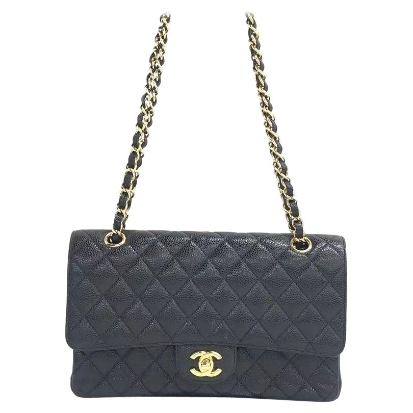 Chanel Classic Flap Medium 2014 Schwarzes Kaviar Leder Goldene Hardware im Angebot