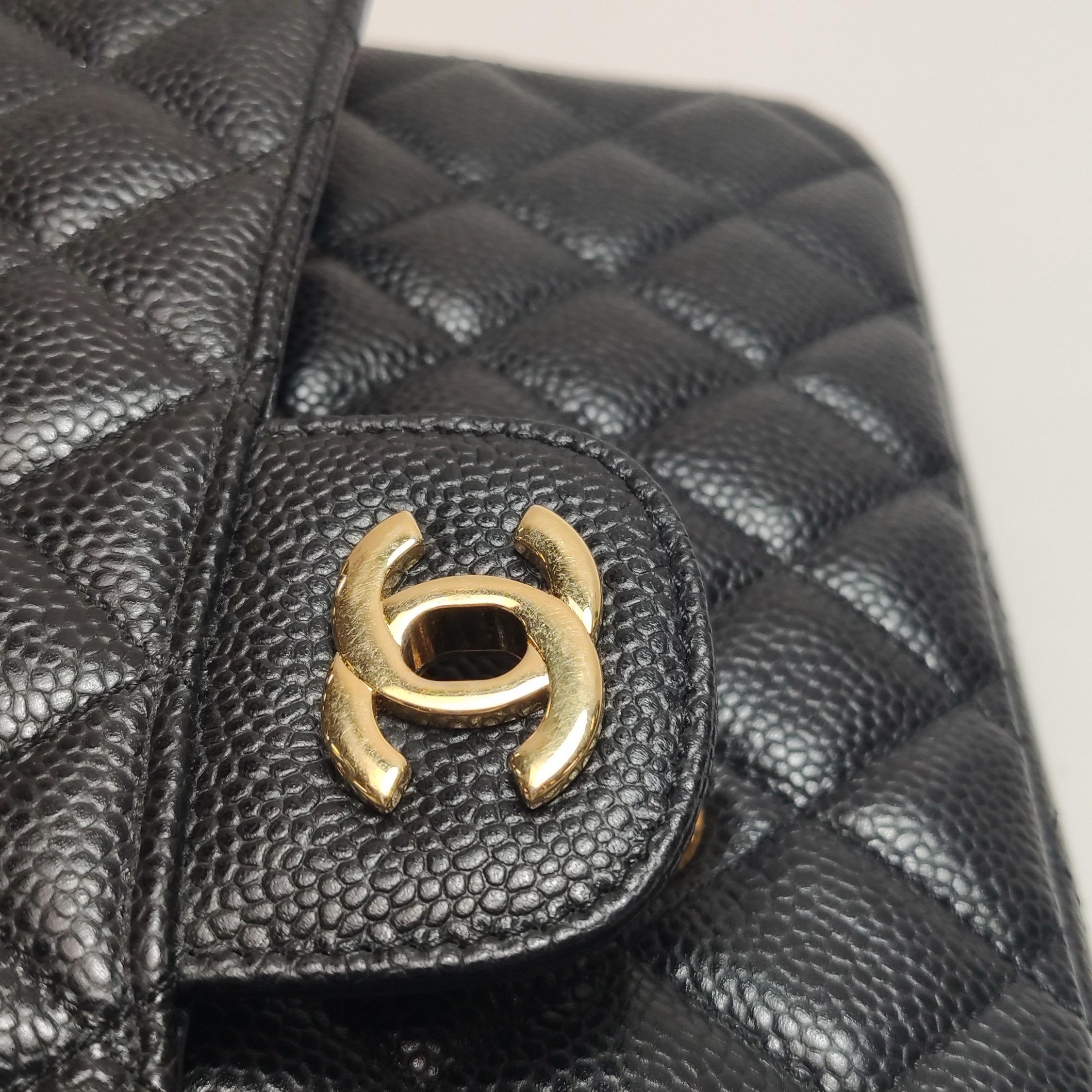 Chanel Classic Flap Medium Black Caviar Leather Gold-tone Hardware 2012-2013 For Sale 8