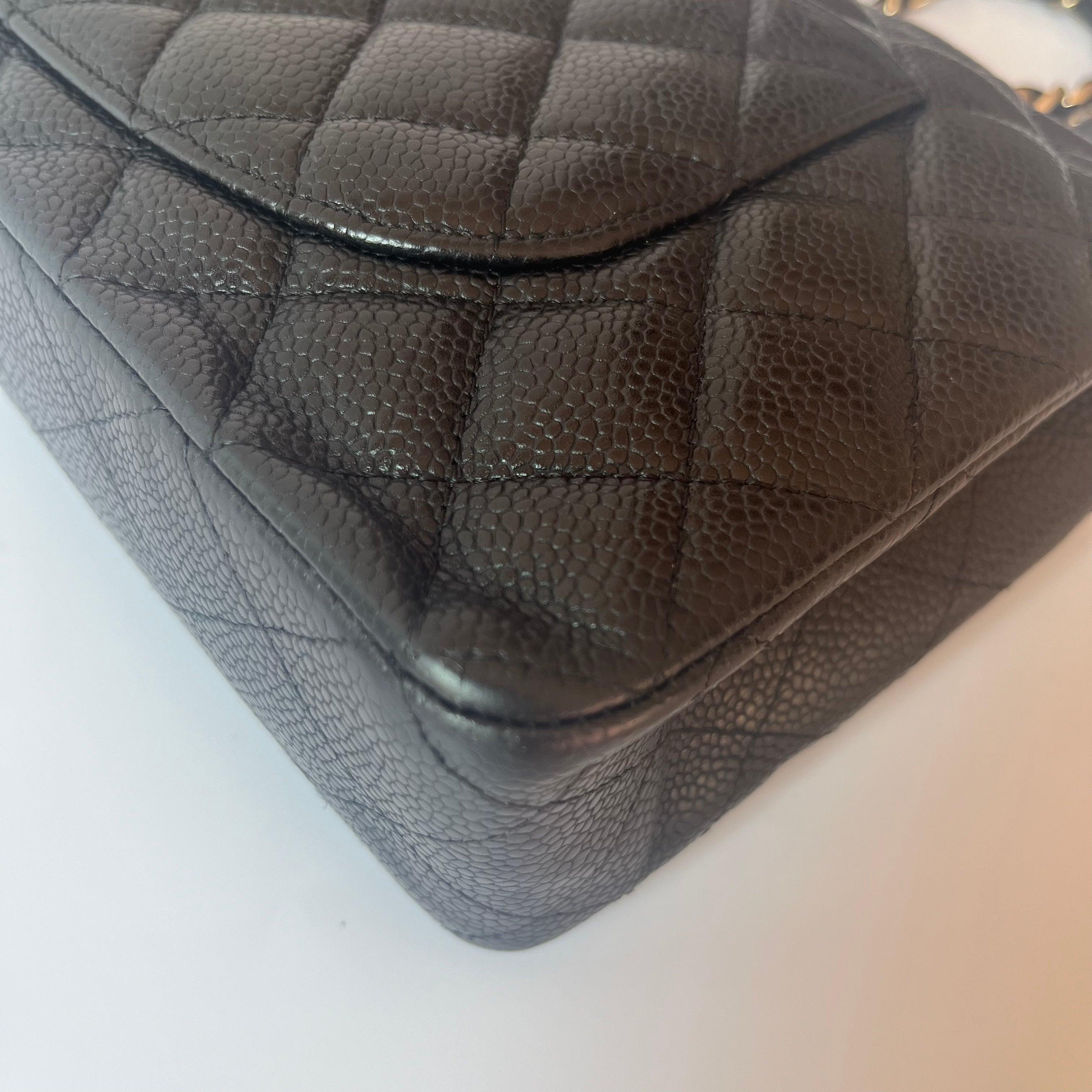 Chanel Classic Flap Medium Black Caviar Leather with 24k Gold Hardware 2008-2009 For Sale 13