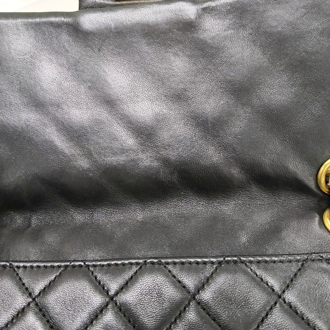 Chanel Classic Flap Medium Black Lambskin Leather Valentine Marine Charms 5