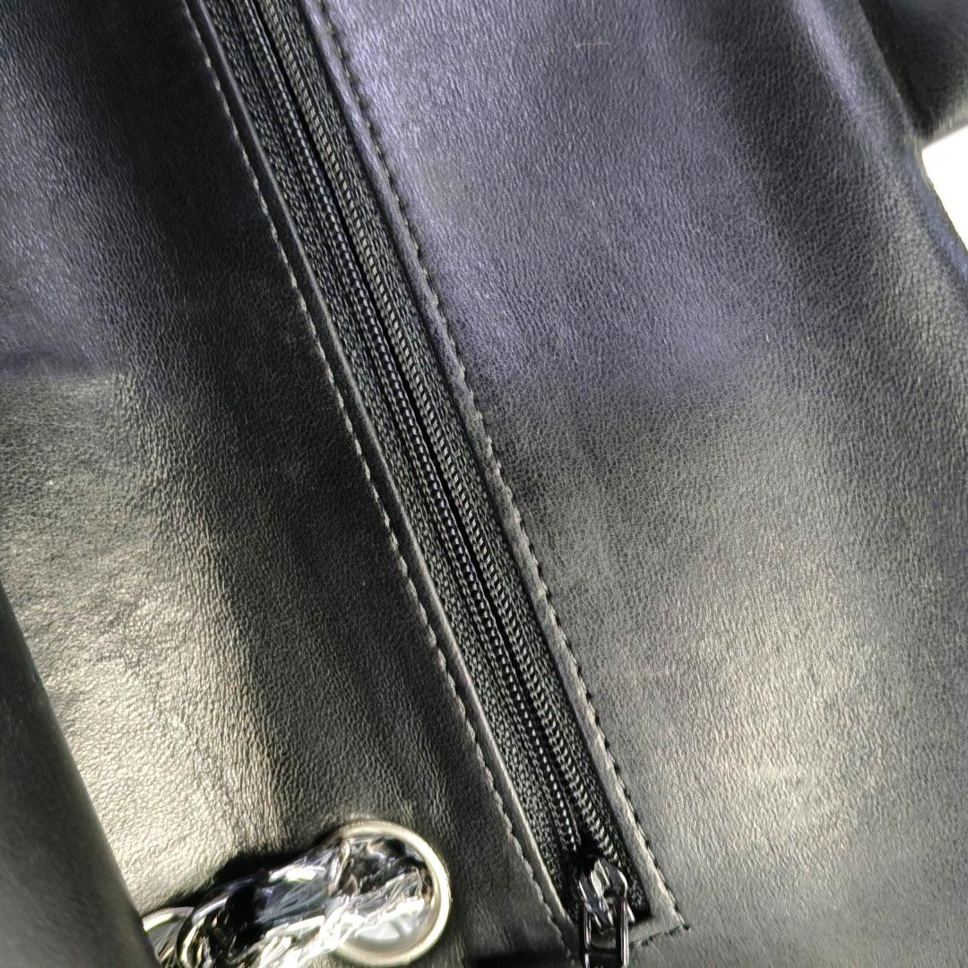 Chanel Classic Flap Medium Black Patent Leather Silver HW For Sale 5
