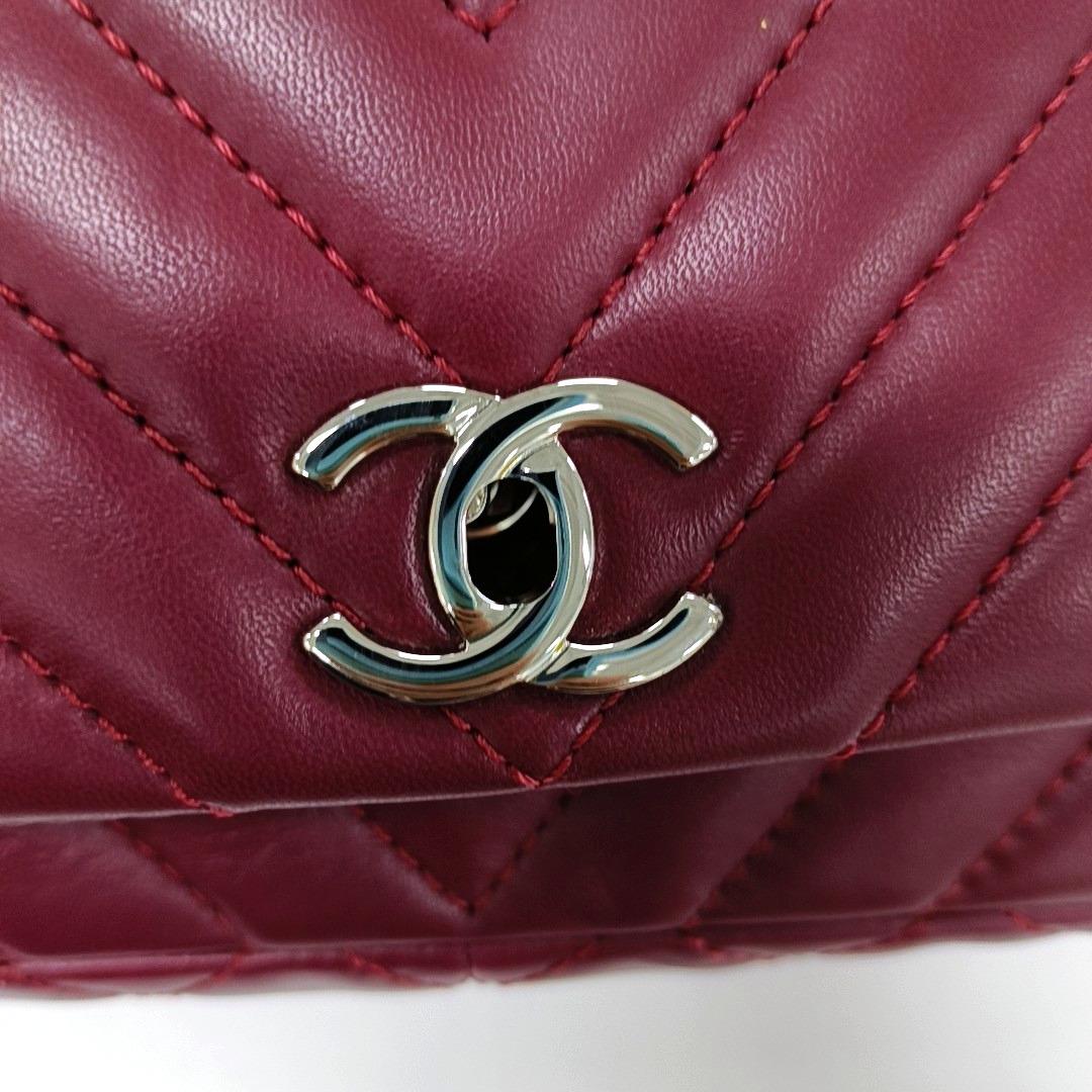 Chanel Classic Flap Medium Chevron Burgundy Quilted Lambskin Leather, 2012 4