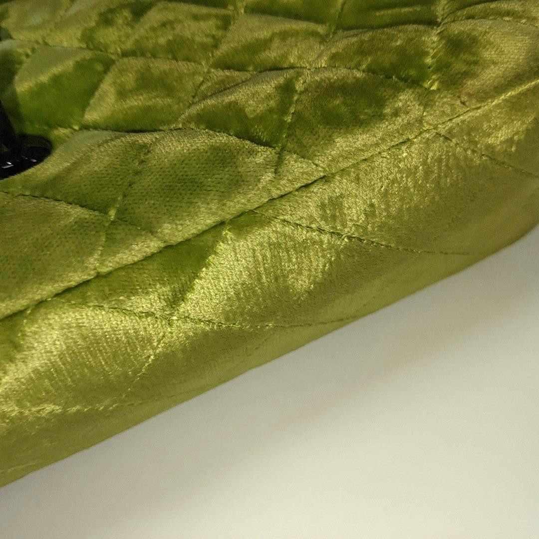 Chanel Classic Flap Medium Green Velvet Black Hardware, 2014-2015 5