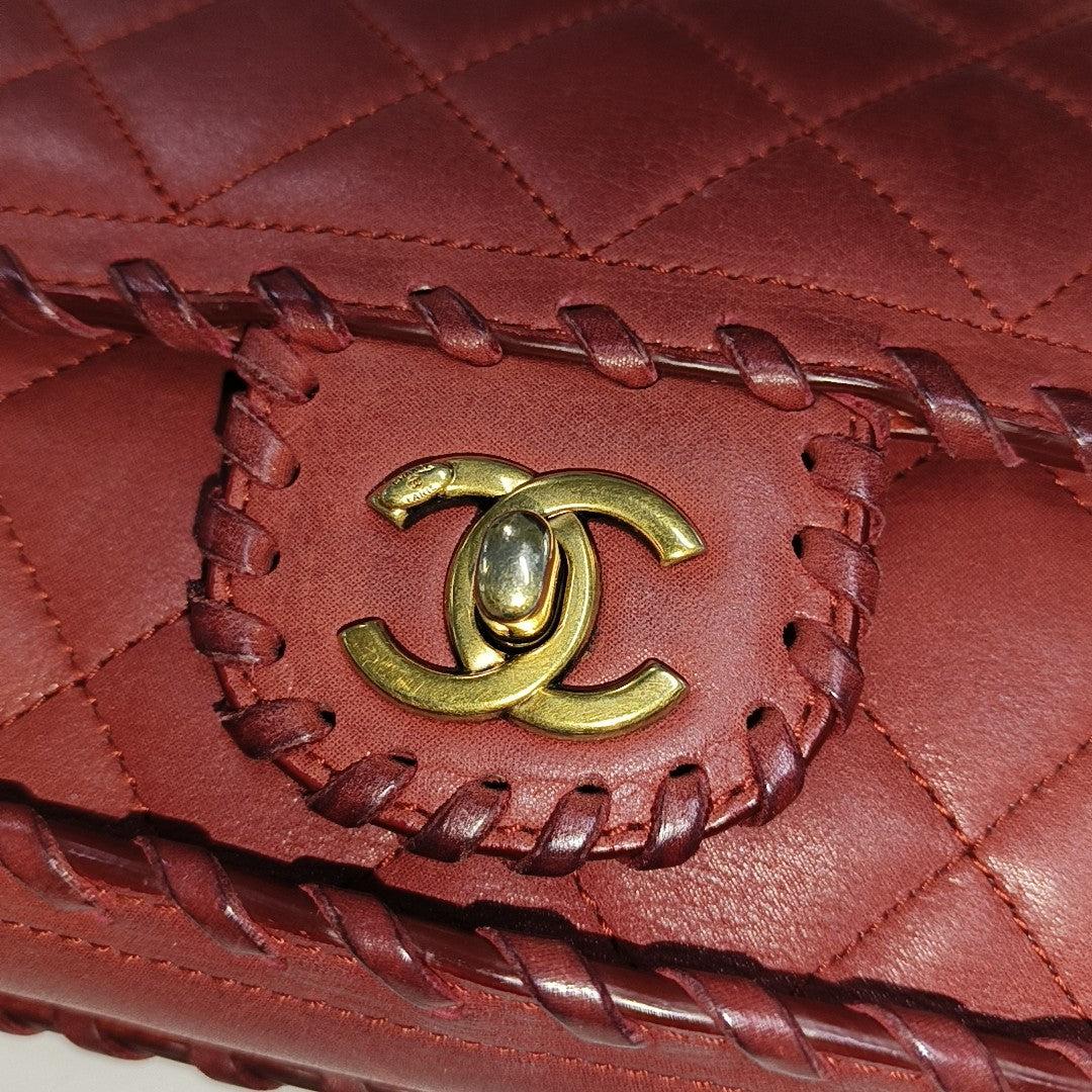 Chanel Classic Flap Medium Happy Stitch Red Fabric Gold Hardware, 2015-2016 en vente 5