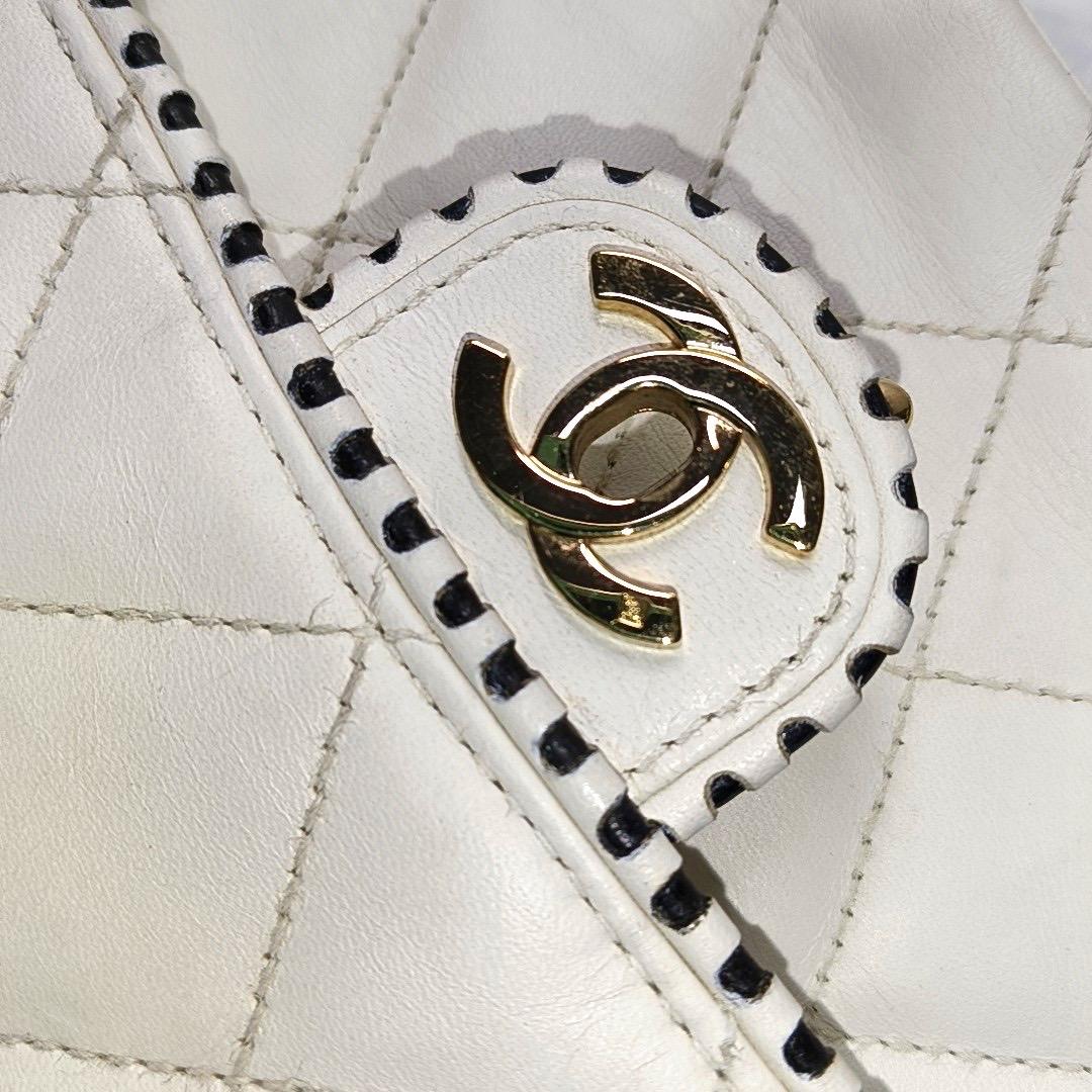 Chanel Classic Flap Medium Happy Stitch White Leather with Contrast Black Trim 4