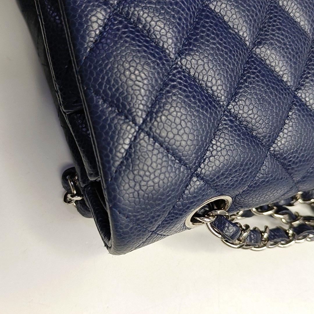 Chanel Classic Flap Medium Navy Caviar leather Silver Hardware For Sale 8