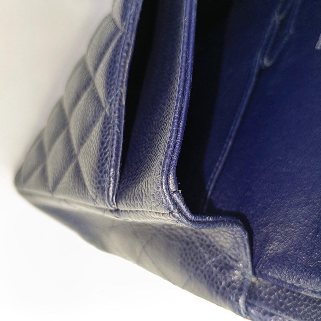 Chanel Classic Flap Medium Navy Caviar leather Silver Hardware For Sale 2