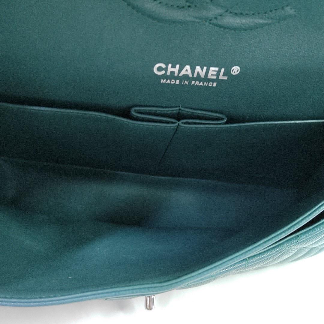 Chanel Classic Flap Medium Teal Green Caviar Leather with Silver Hardware en vente 2