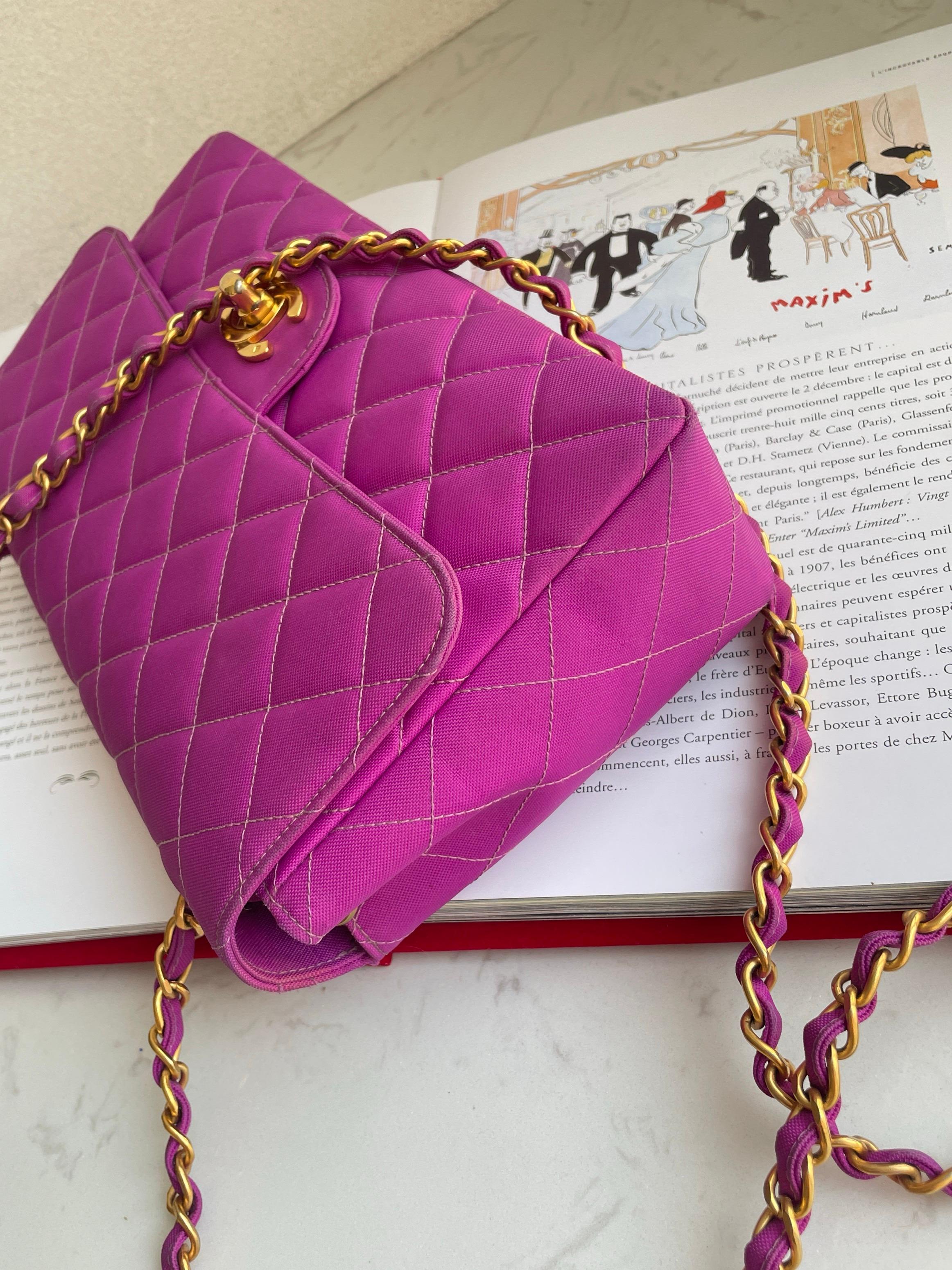 Chanel Classic Flap Medium Vintage Pink Fuchsia Canvas with 24k Gold Plated Hard For Sale 15
