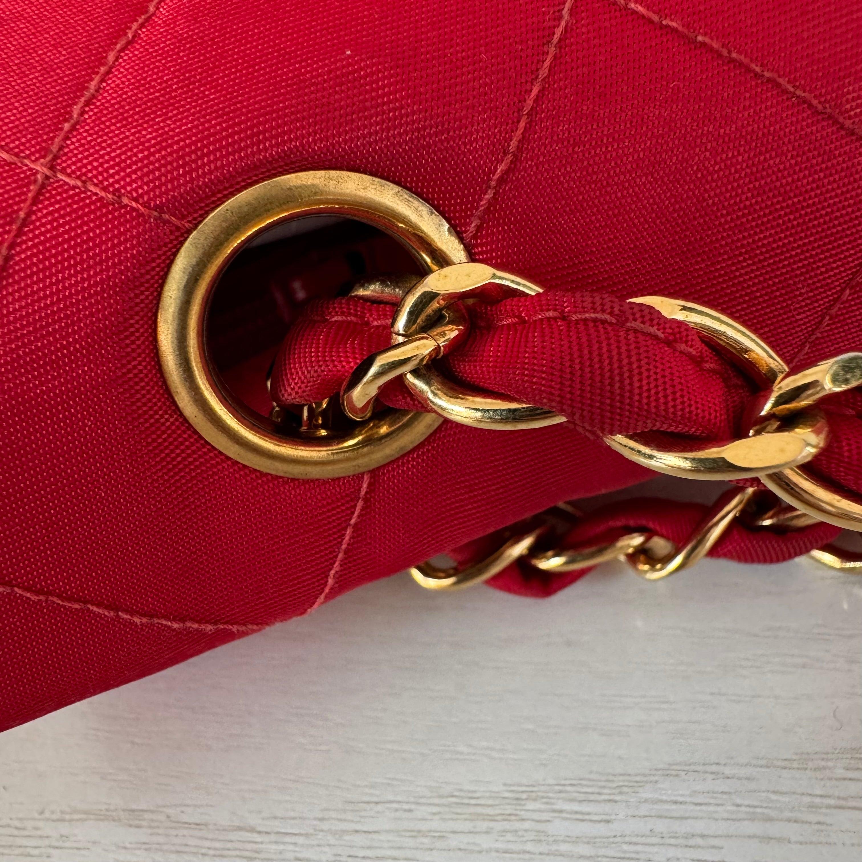 Chanel Classic Flap Medium Vintage Red Nylon Satin with 24k Gold Plated HW For Sale 16