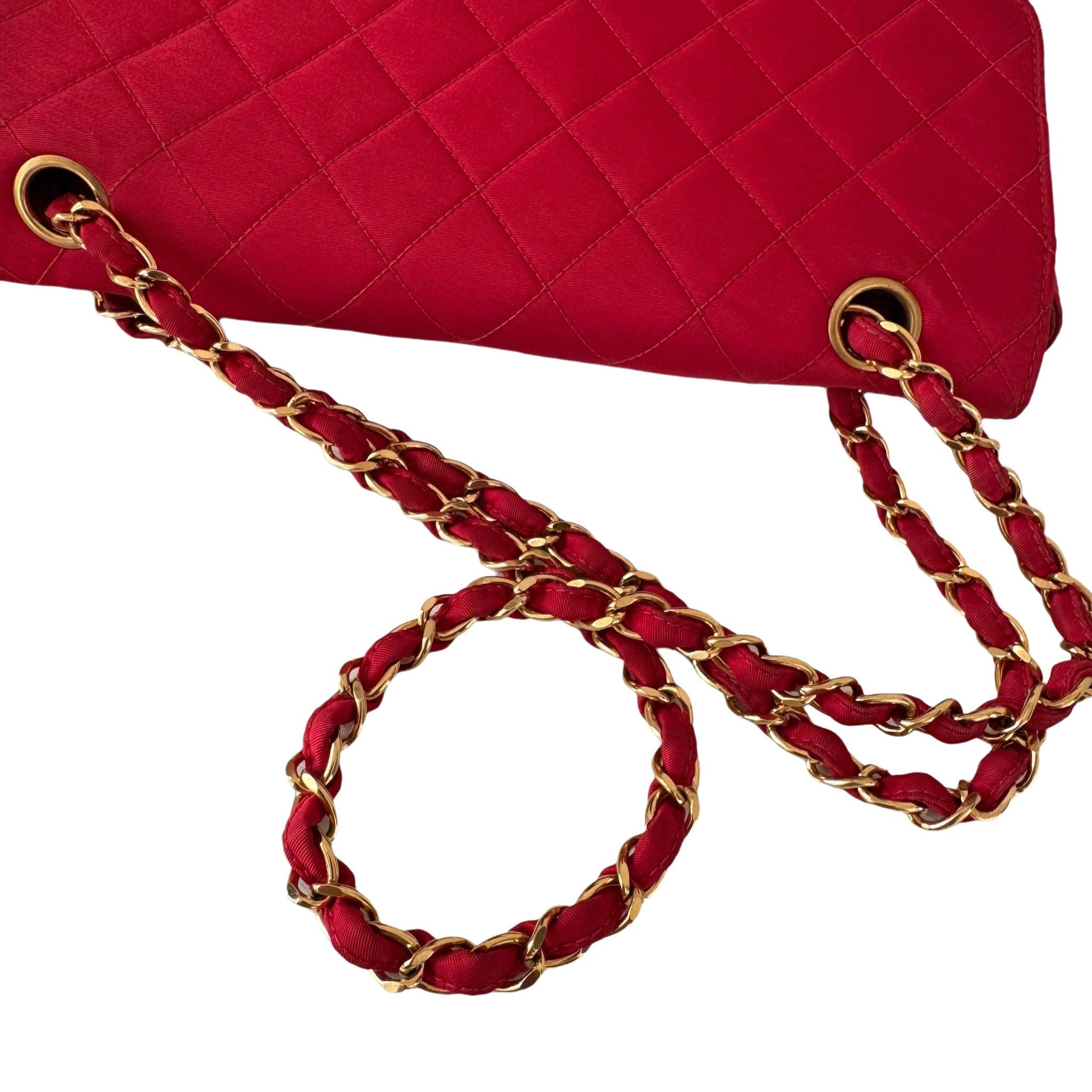 Chanel Classic Flap Medium Vintage Red Nylon Satin with 24k Gold Plated HW For Sale 4