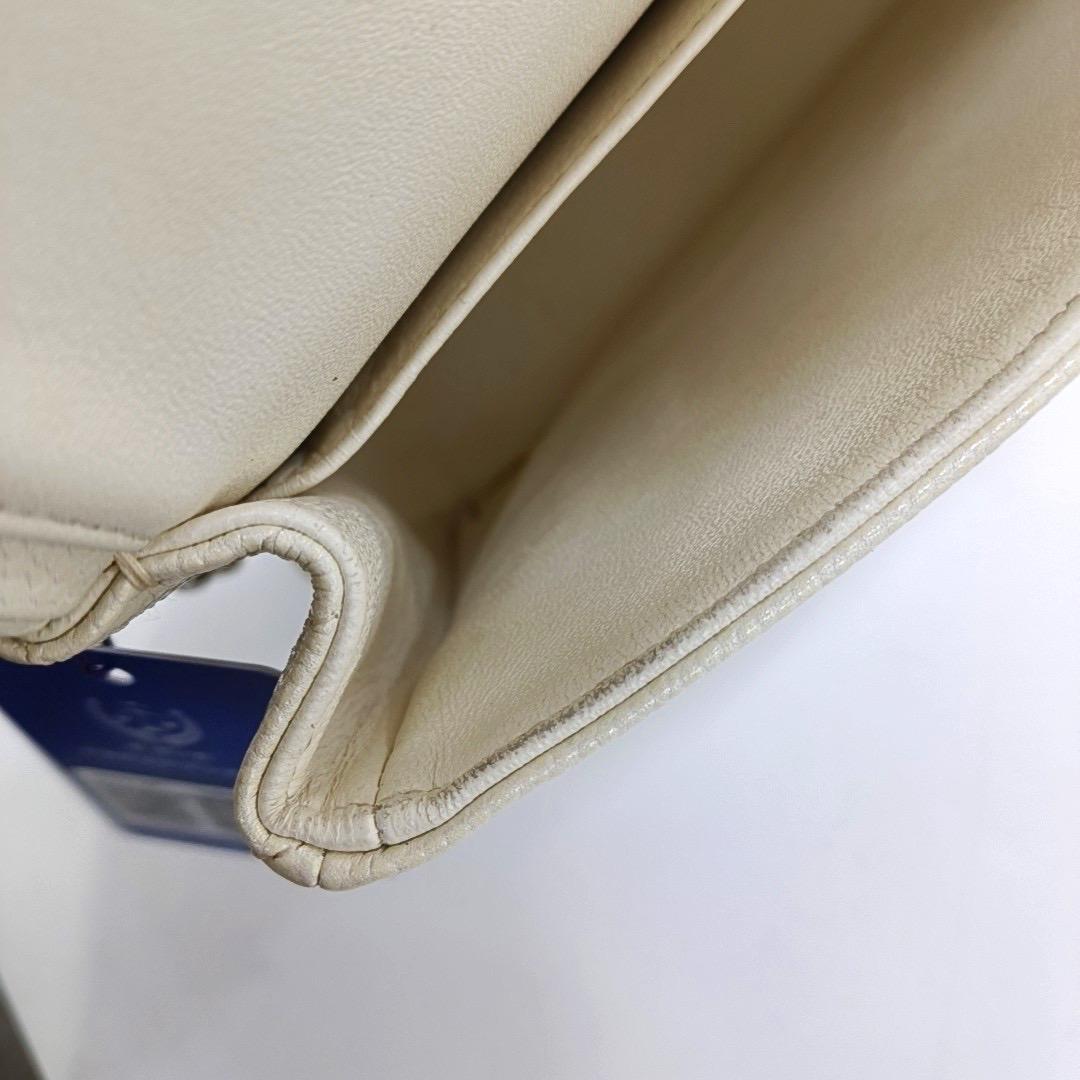 Chanel Classic Flap Medium Blanc Caviar Leather Silver Hardware en vente 8