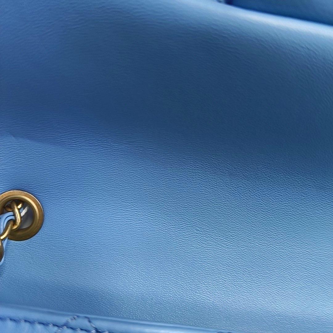 Chanel Classic Flap Mini Baby Blue Lambskin Pearl Crush regolabile Gold Ball Cha 2
