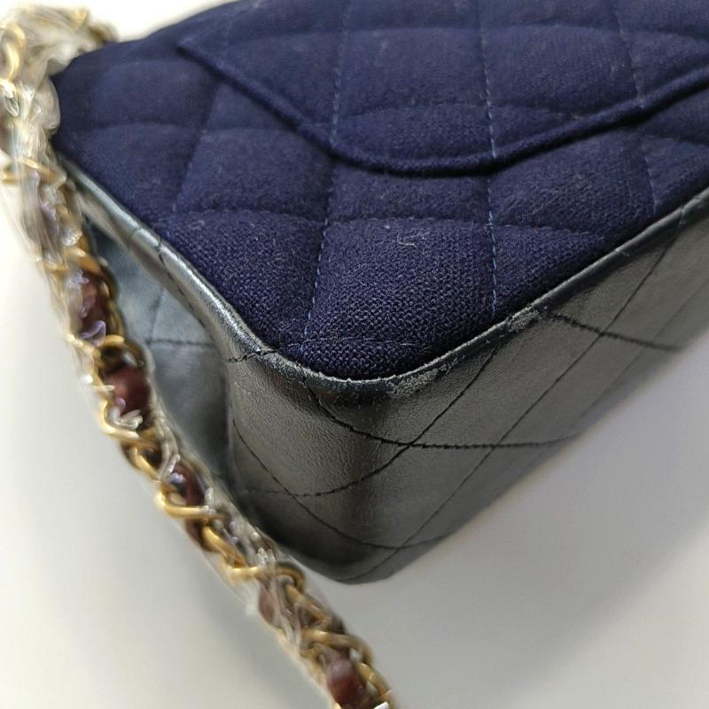 Chanel Classic Flap Mini Metiers d'Art Paris-Hamburg 2018 Wool Nautical Charms en vente 5