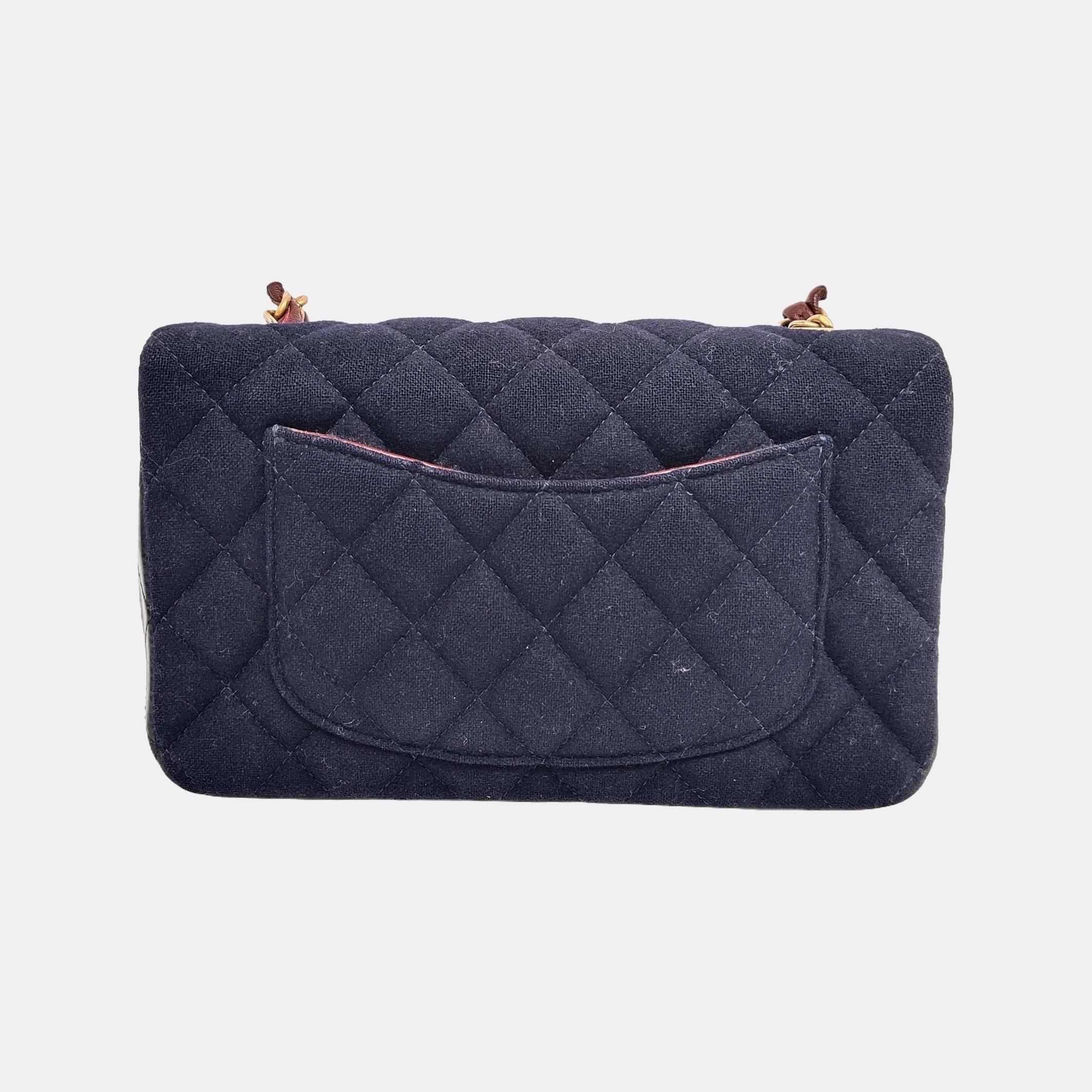 Chanel Classic Flap Mini Métiers d'Art Paris-Hamburg 2018 Wool Nautical Charms Pour femmes en vente