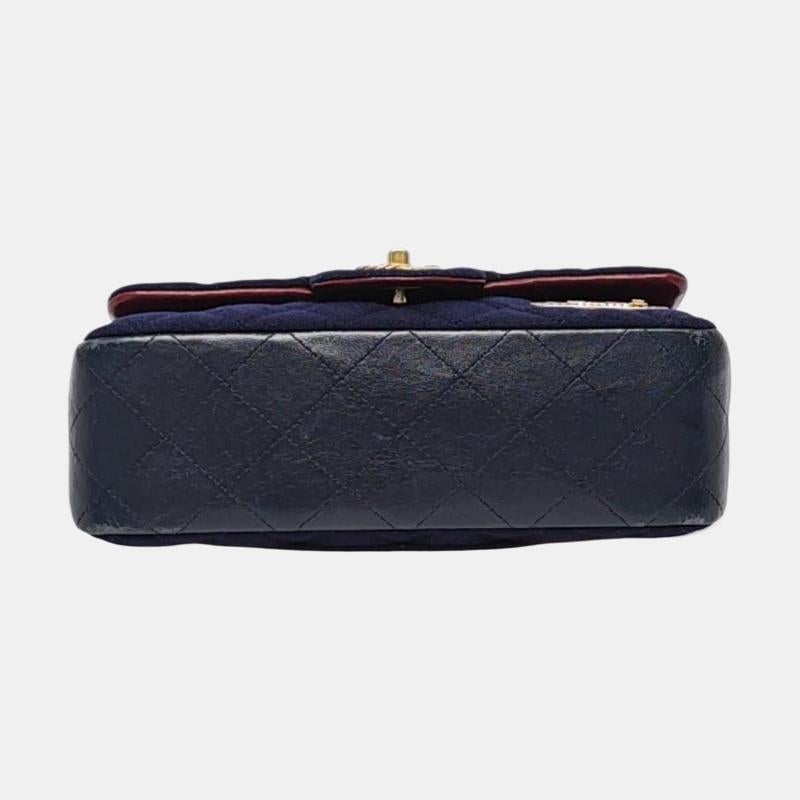 Chanel Classic Flap Mini Metiers d'Art Paris-Hamburg 2018 Wool Nautical Charms en vente 1