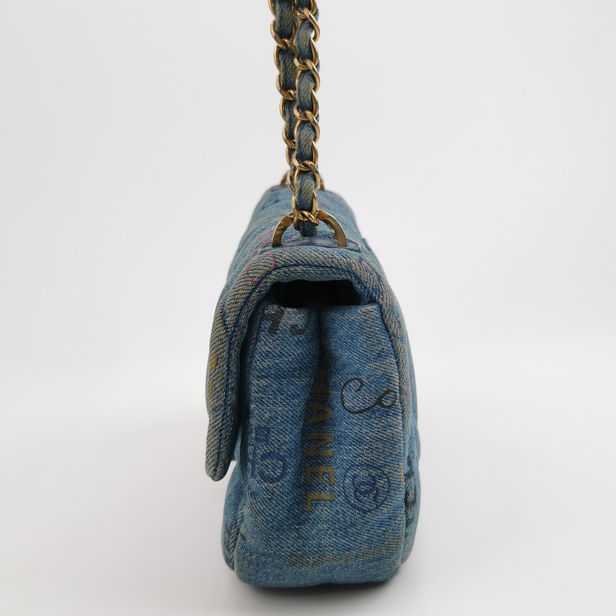 Chanel Classic Flap Mini Rectangular Blue Denim Jeans Gold Hardware Microchip en vente 10