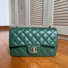 Chanel Classic Flap Mini Rectangular Grünes Lammfell Leder Silberne Hardware