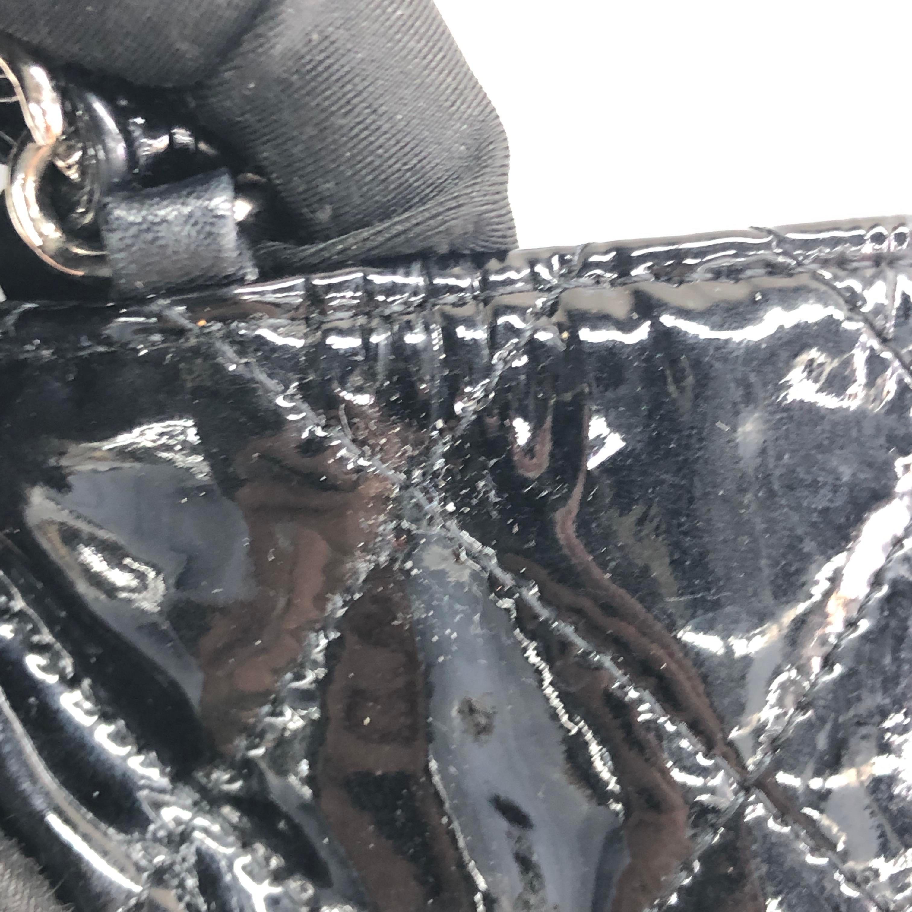 Chanel Classic Flap Mini Square Bolso de piel de cordero charol negro 2014 en venta 11