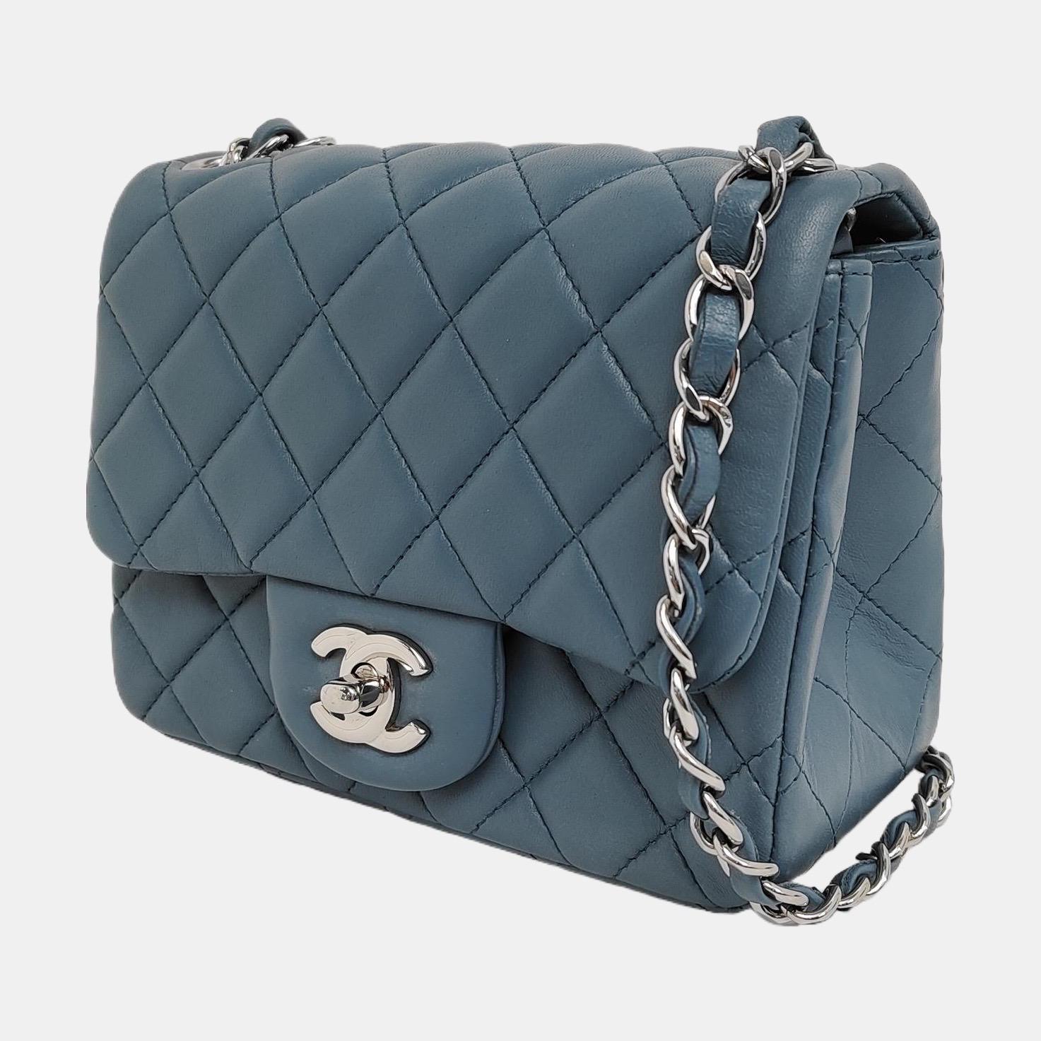 Chanel Classic Flap Mini Square Misty Blue Grey Lammfell Crossbody Tasche, 2012-201 Damen im Angebot